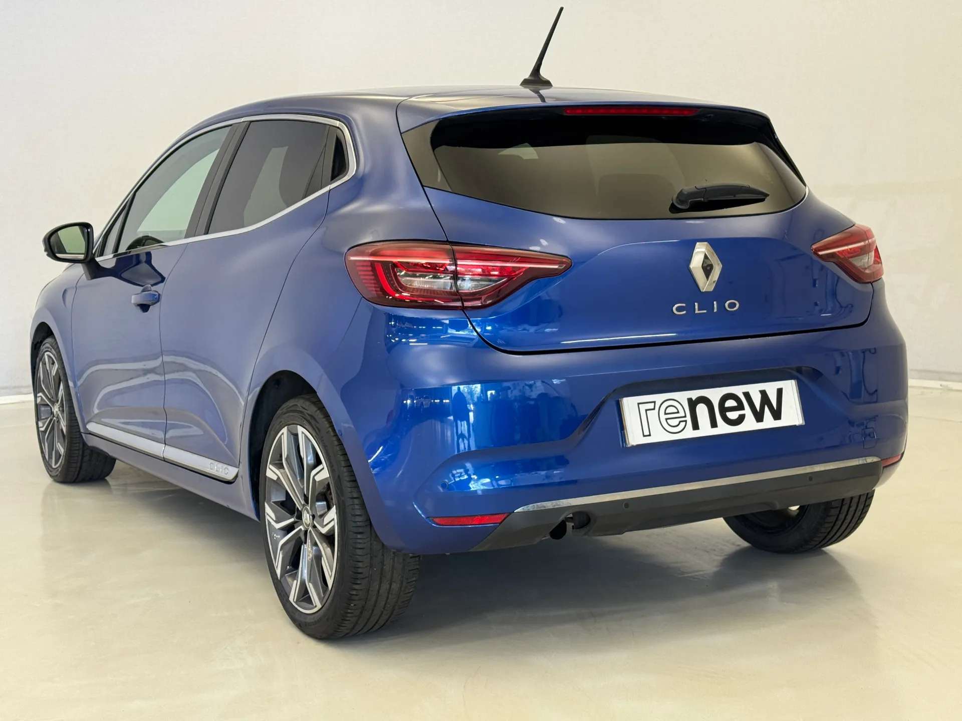 2021 RENAULT CLIO 2021 RENAULT CLIO