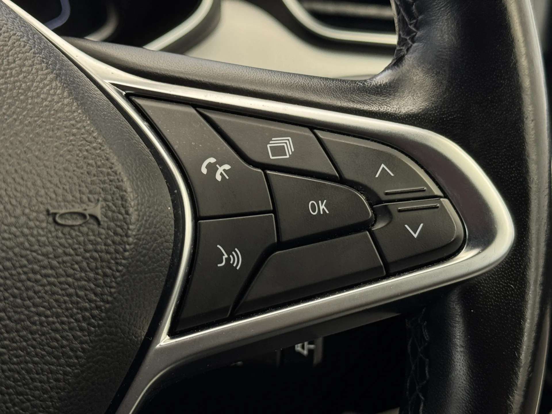2021 RENAULT CLIO 2021 RENAULT CLIO