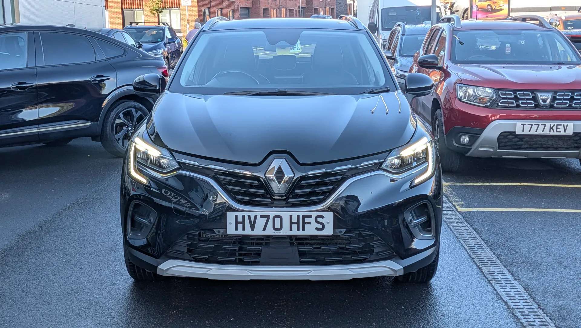 A 2020 RENAULT CAPTUR 1.0 TCE 100 S Edition 5dr A 2020 RENAULT CAPTUR 1.0 TCE 100 S Edition 5dr