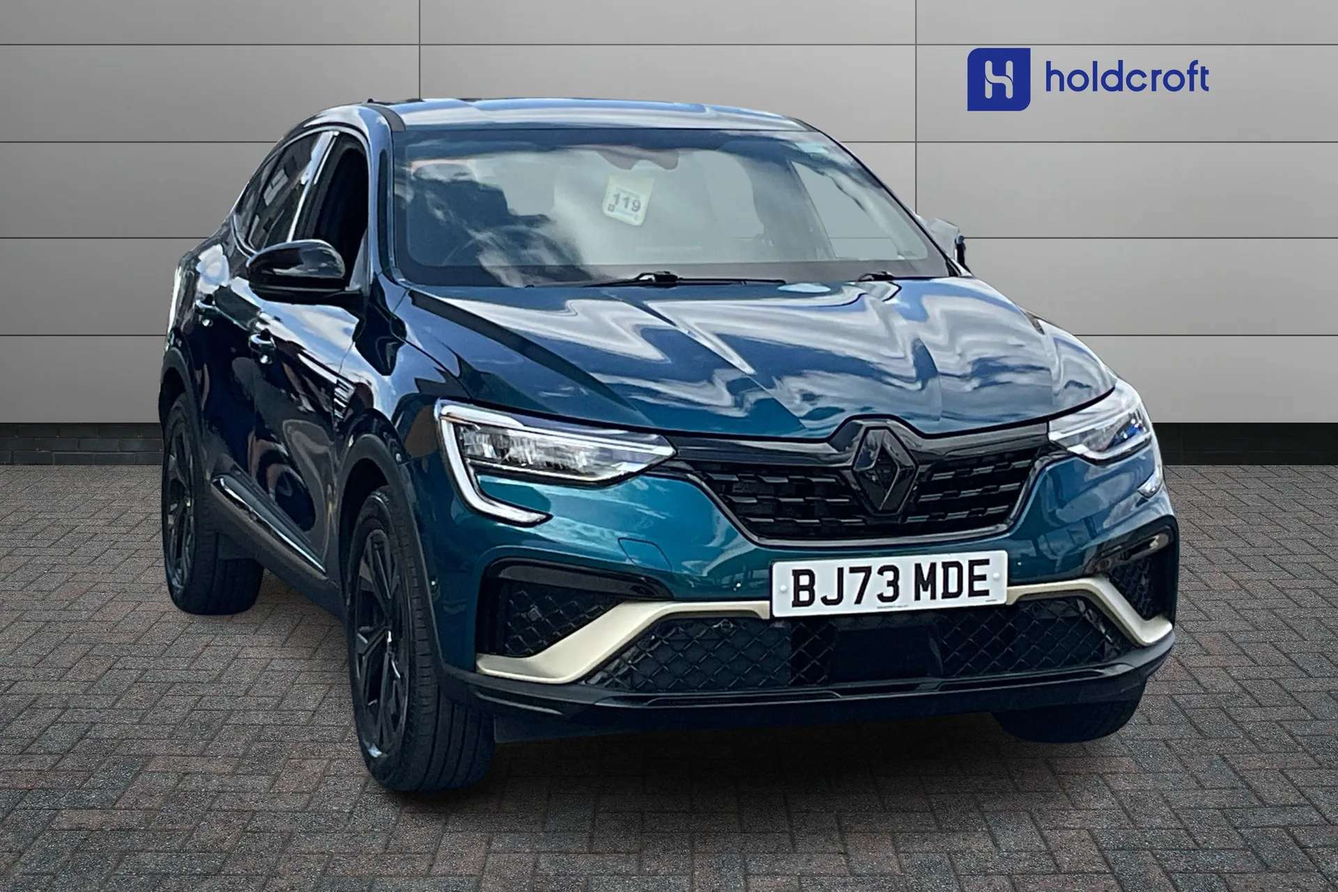 A 2023 RENAULT ARKANA 1.6 E-Tech full hybrid 145 Engineered 5dr Auto A 2023 RENAULT ARKANA 1.6 E-Tech full hybrid 145 Engineered 5dr Auto