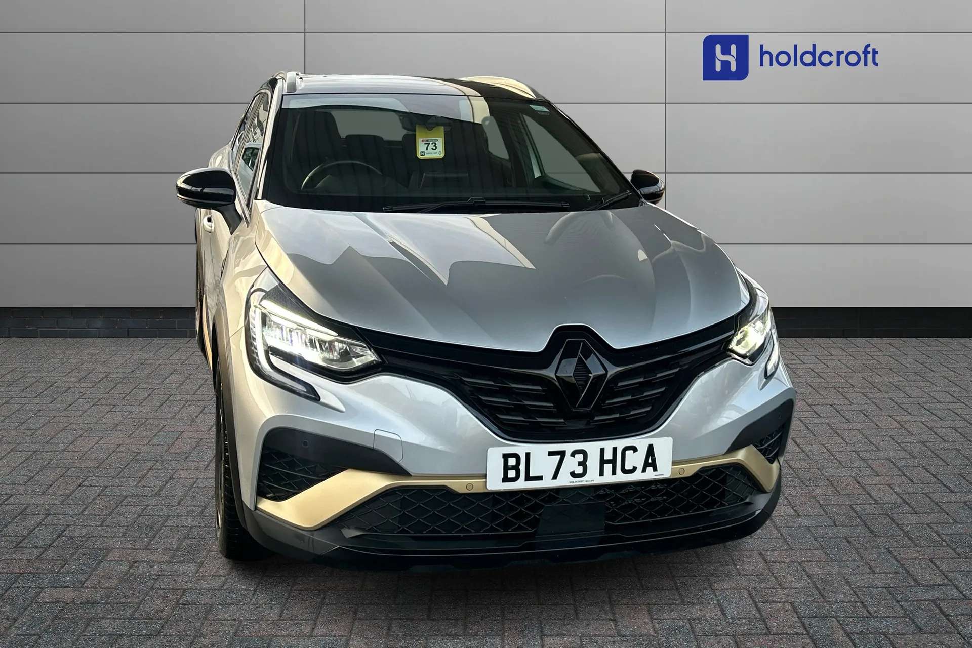 A 2024 RENAULT CAPTUR 1.6 E-Tech full hybrid 145 Engineered 5dr Auto A 2024 RENAULT CAPTUR 1.6 E-Tech full hybrid 145 Engineered 5dr Auto