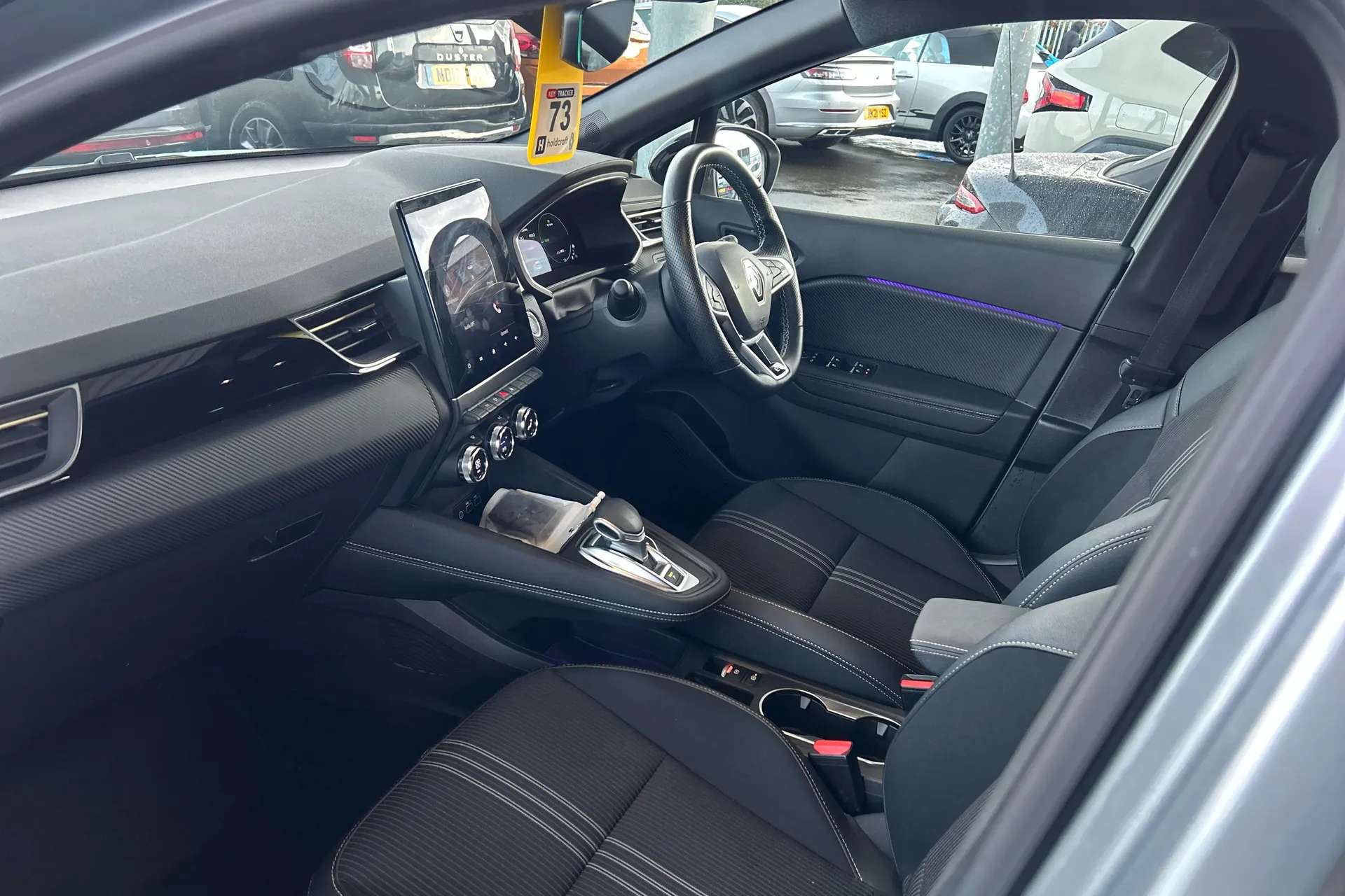 A 2024 RENAULT CAPTUR 1.6 E-Tech full hybrid 145 Engineered 5dr Auto A 2024 RENAULT CAPTUR 1.6 E-Tech full hybrid 145 Engineered 5dr Auto