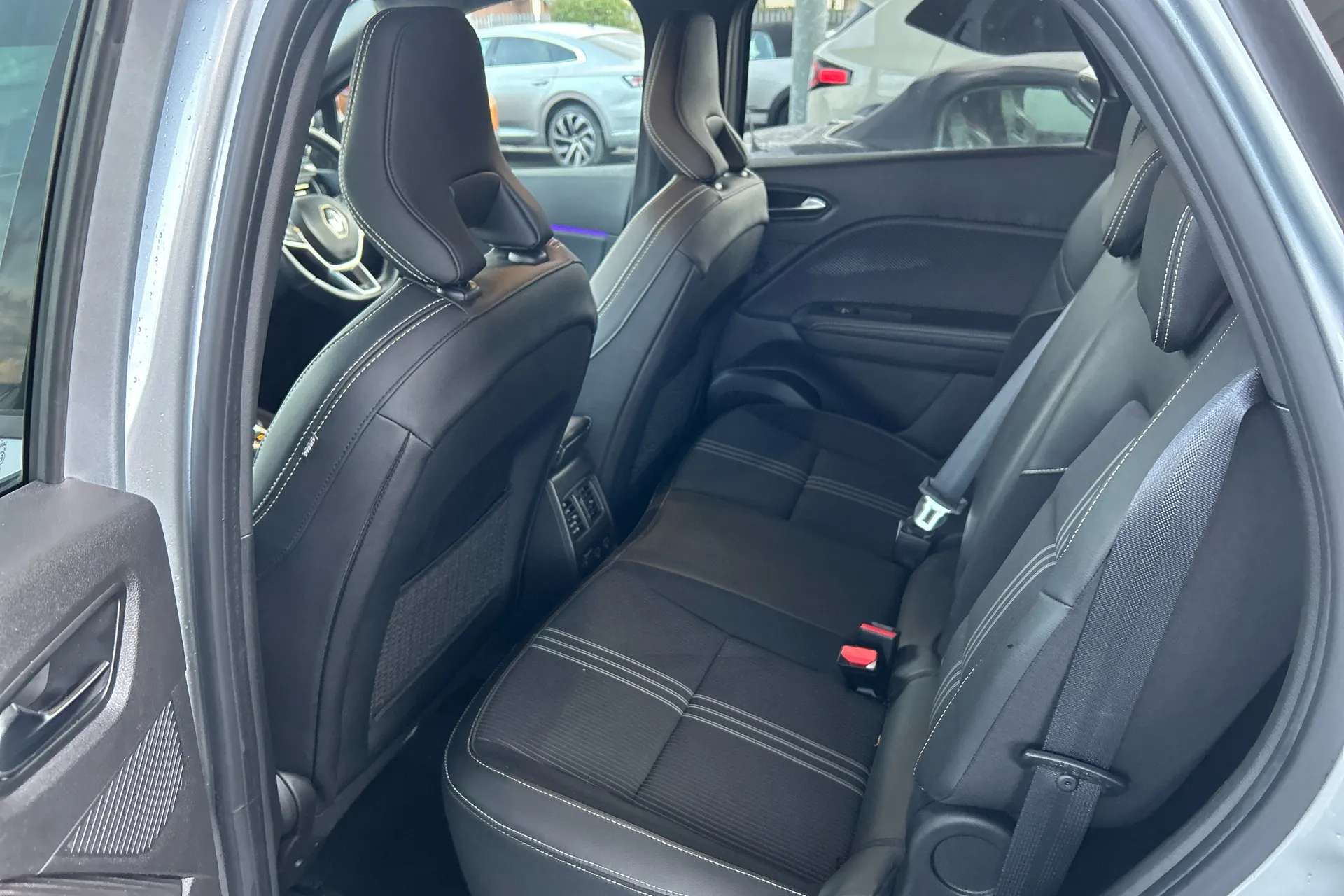 2024 RENAULT CAPTUR 2024 RENAULT CAPTUR