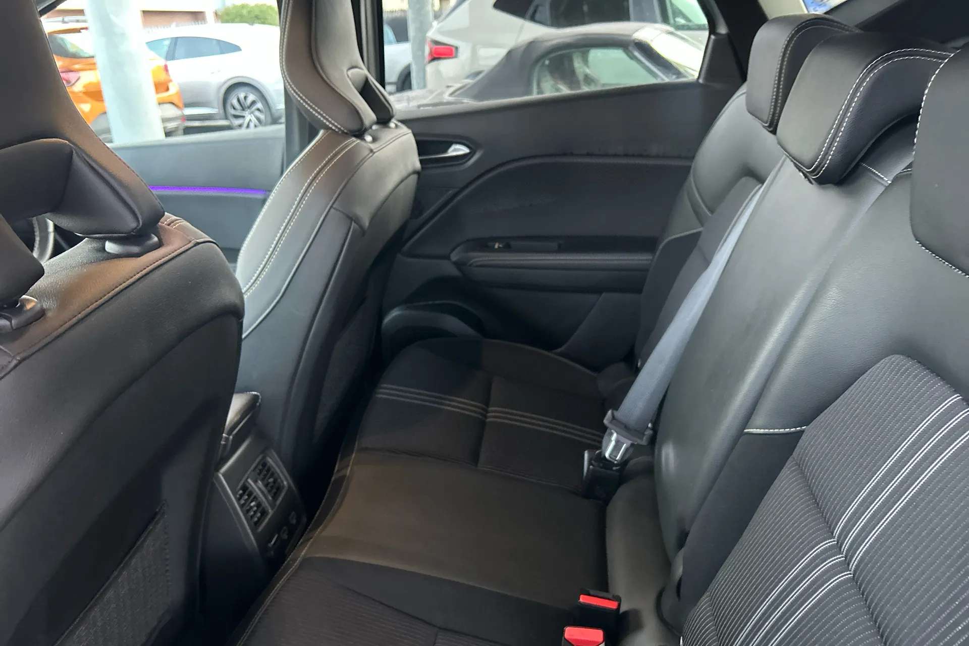 2024 RENAULT CAPTUR 2024 RENAULT CAPTUR