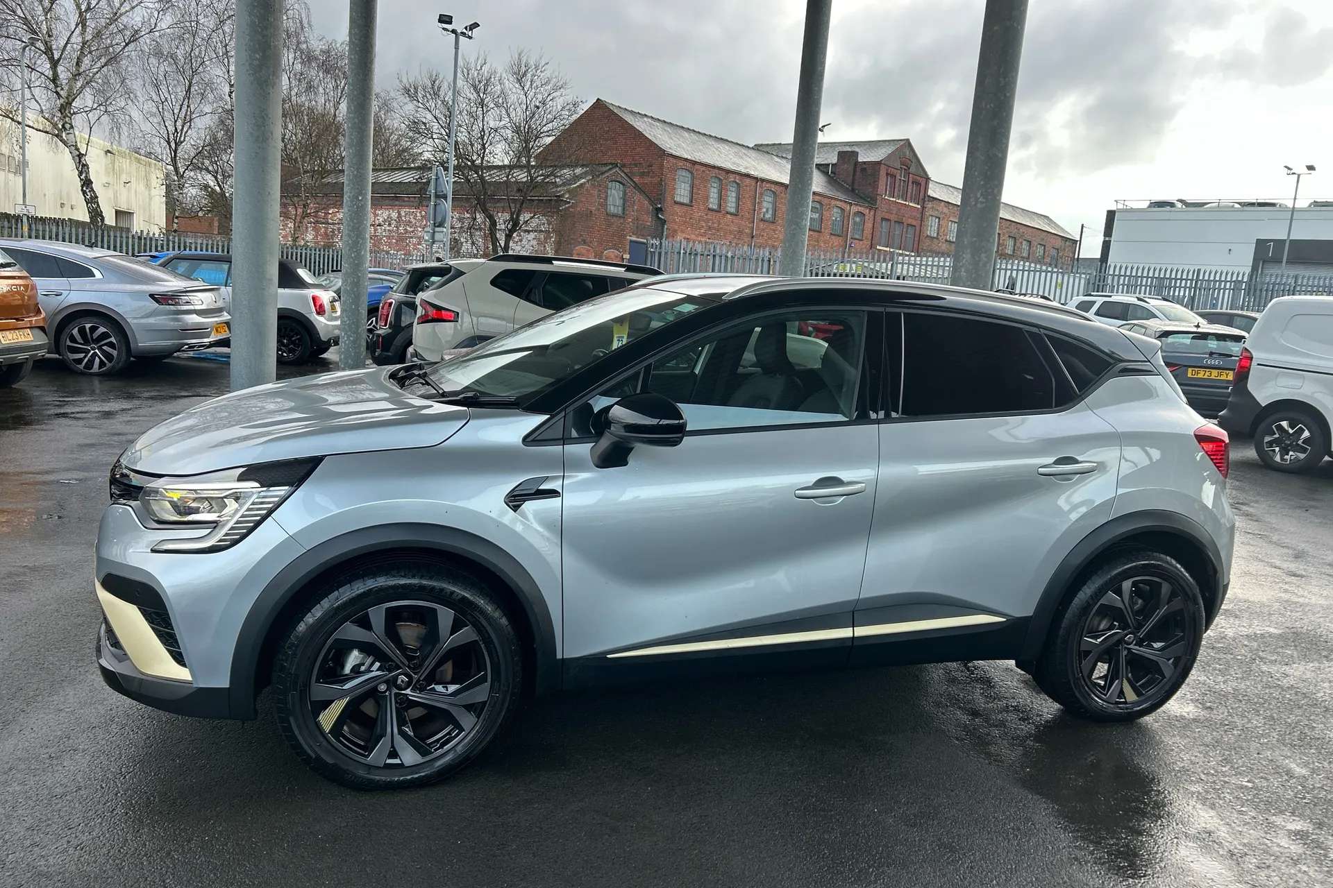 2024 RENAULT CAPTUR 2024 RENAULT CAPTUR