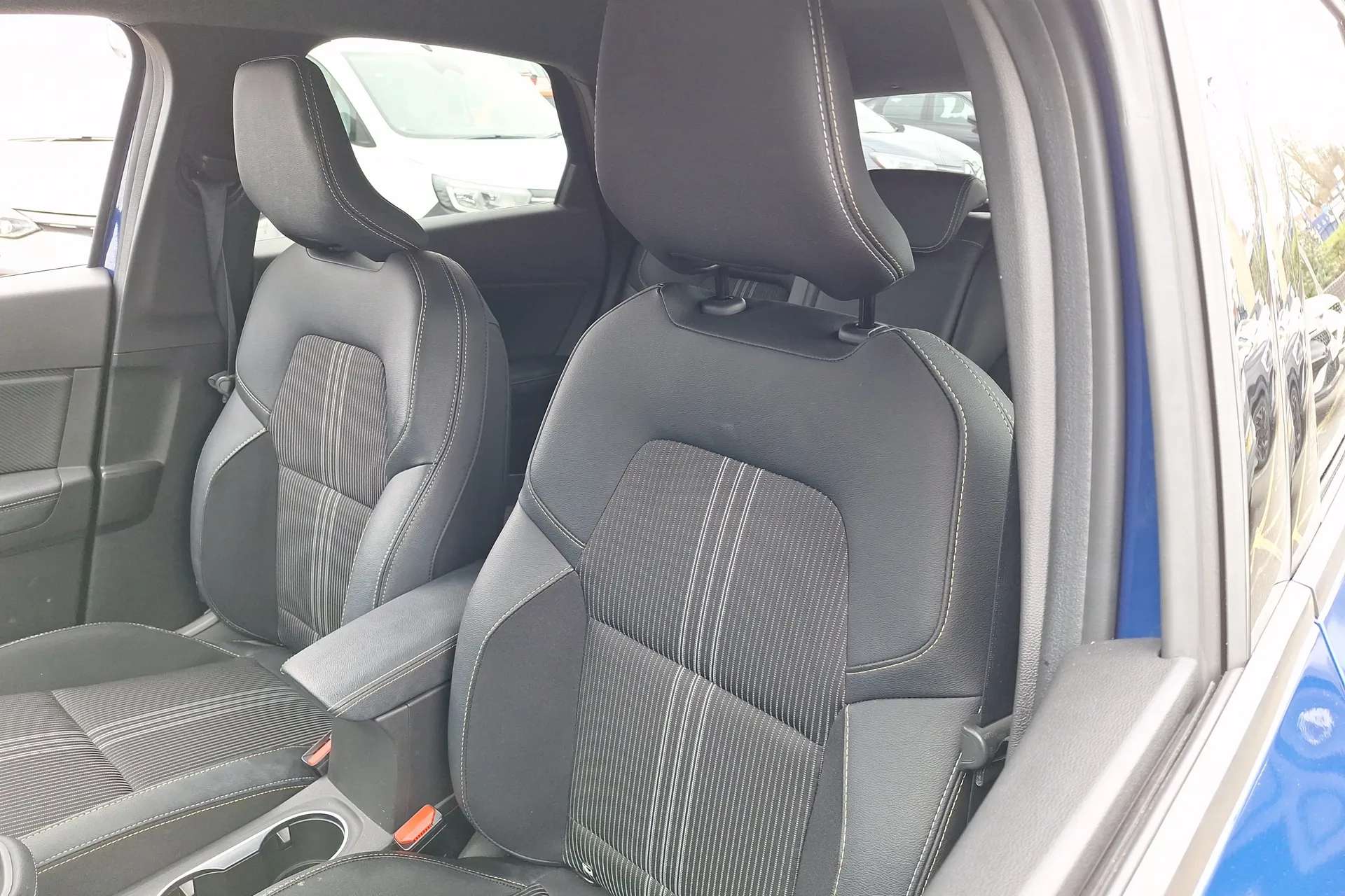 2024 RENAULT CAPTUR 2024 RENAULT CAPTUR