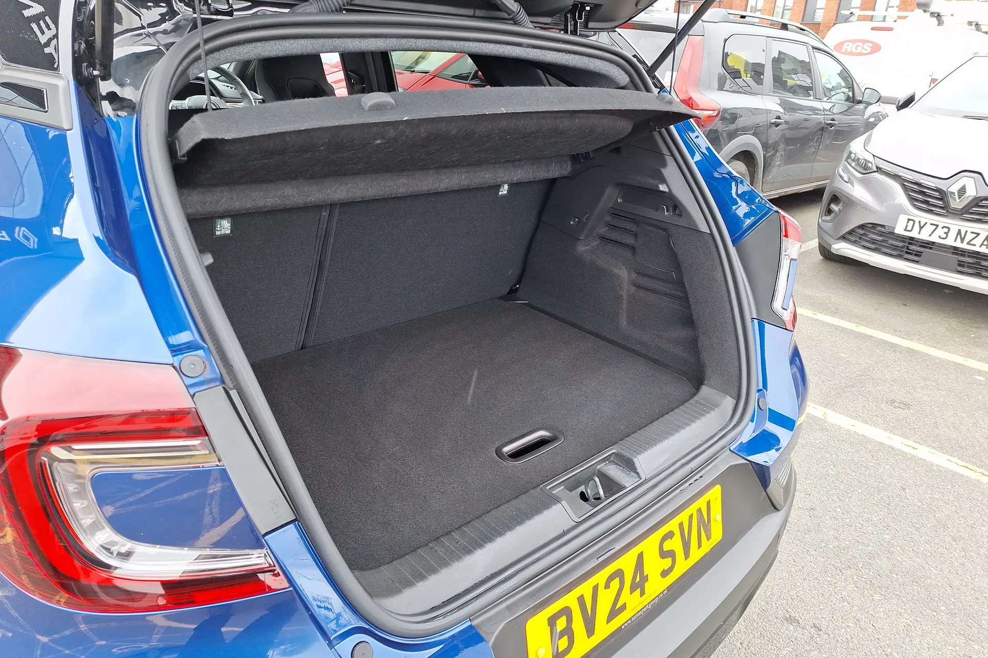 2024 RENAULT CAPTUR 2024 RENAULT CAPTUR