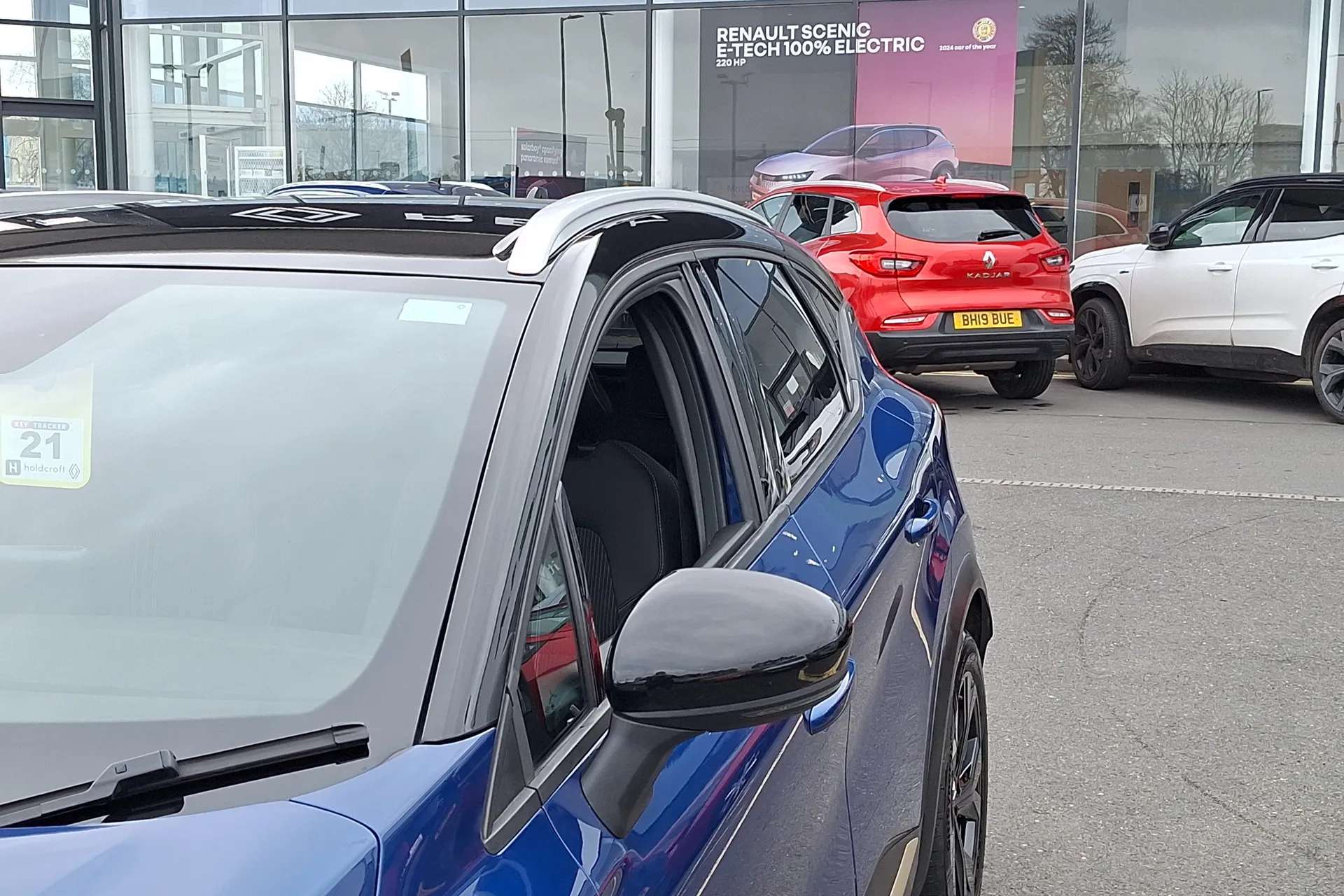 2024 RENAULT CAPTUR 2024 RENAULT CAPTUR