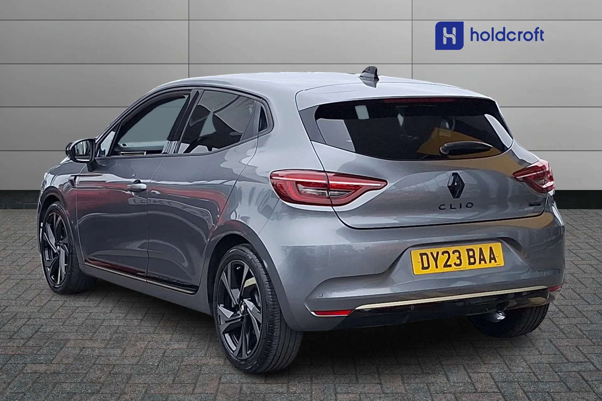 A 2023 RENAULT CLIO 1.6 E-TECH full hybrid 145 Engineered 5dr Auto A 2023 RENAULT CLIO 1.6 E-TECH full hybrid 145 Engineered 5dr Auto