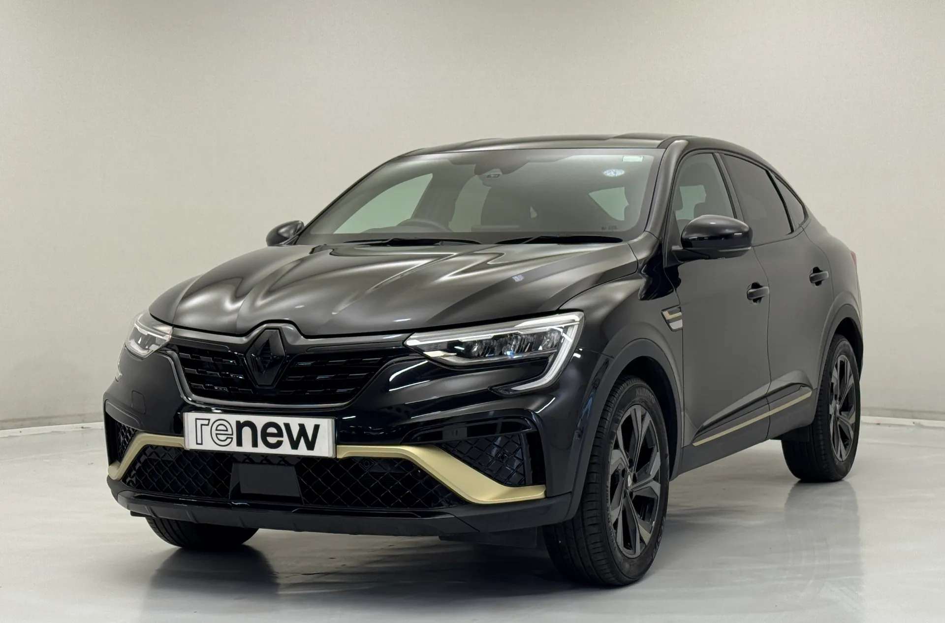 A 2023 RENAULT ARKANA 1.6 E-Tech full hybrid 145 Engineered 5dr Auto A 2023 RENAULT ARKANA 1.6 E-Tech full hybrid 145 Engineered 5dr Auto