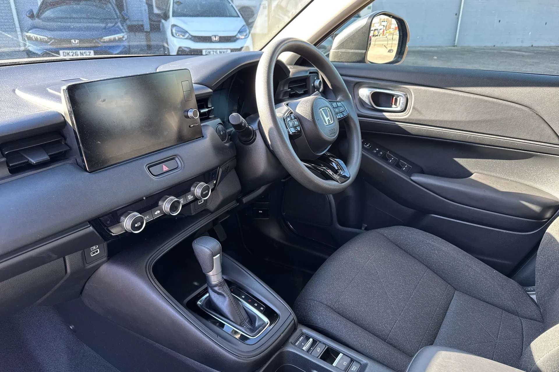A 2023 HONDA HR-V 1.5 eHEV Elegance 5dr CVT A 2023 HONDA HR-V 1.5 eHEV Elegance 5dr CVT