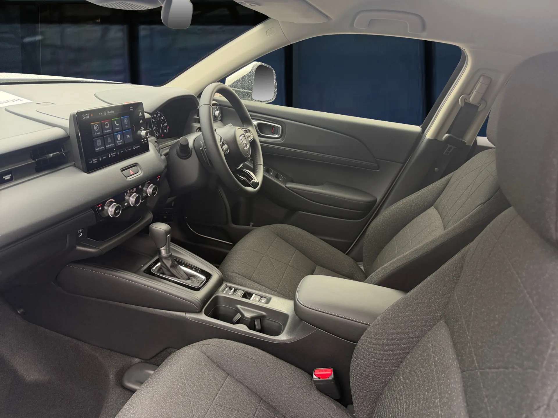 A 2025 HONDA HR-V 1.5 eHEV Elegance 5dr CVT A 2025 HONDA HR-V 1.5 eHEV Elegance 5dr CVT