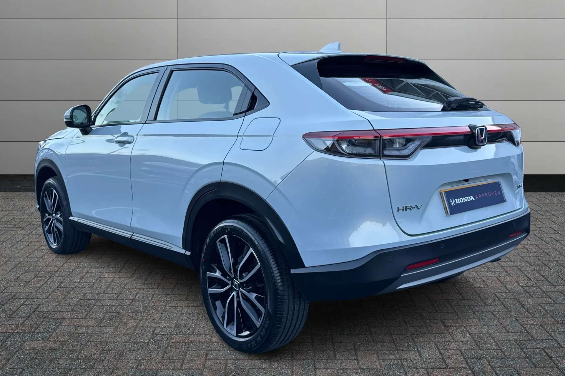 A 2023 HONDA HR-V 1.5 eHEV Elegance 5dr CVT A 2023 HONDA HR-V 1.5 eHEV Elegance 5dr CVT