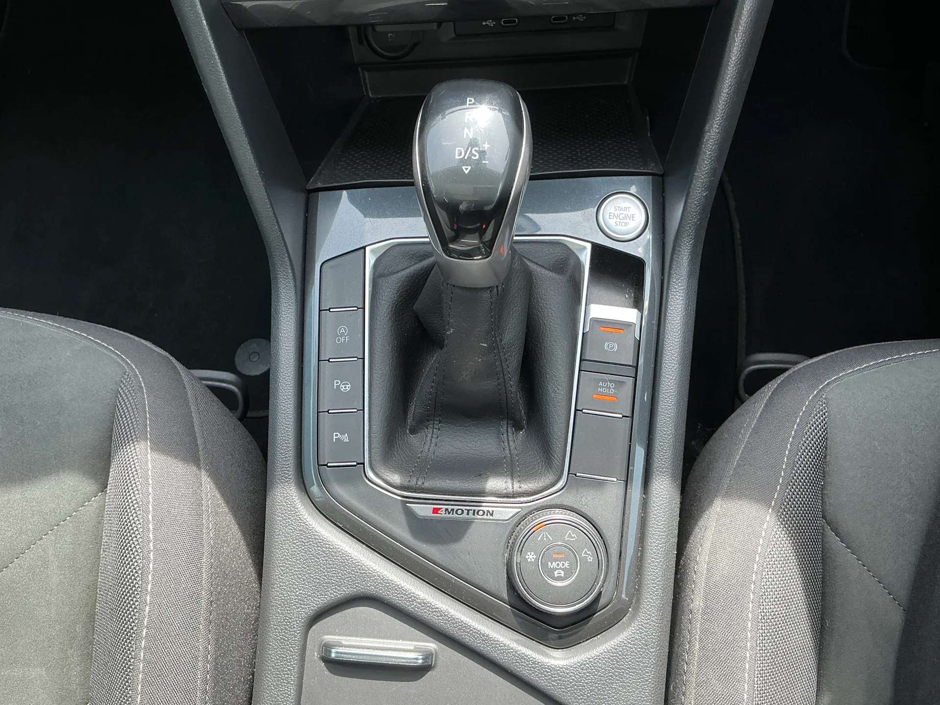 2021 VOLKSWAGEN TIGUAN 2021 VOLKSWAGEN TIGUAN