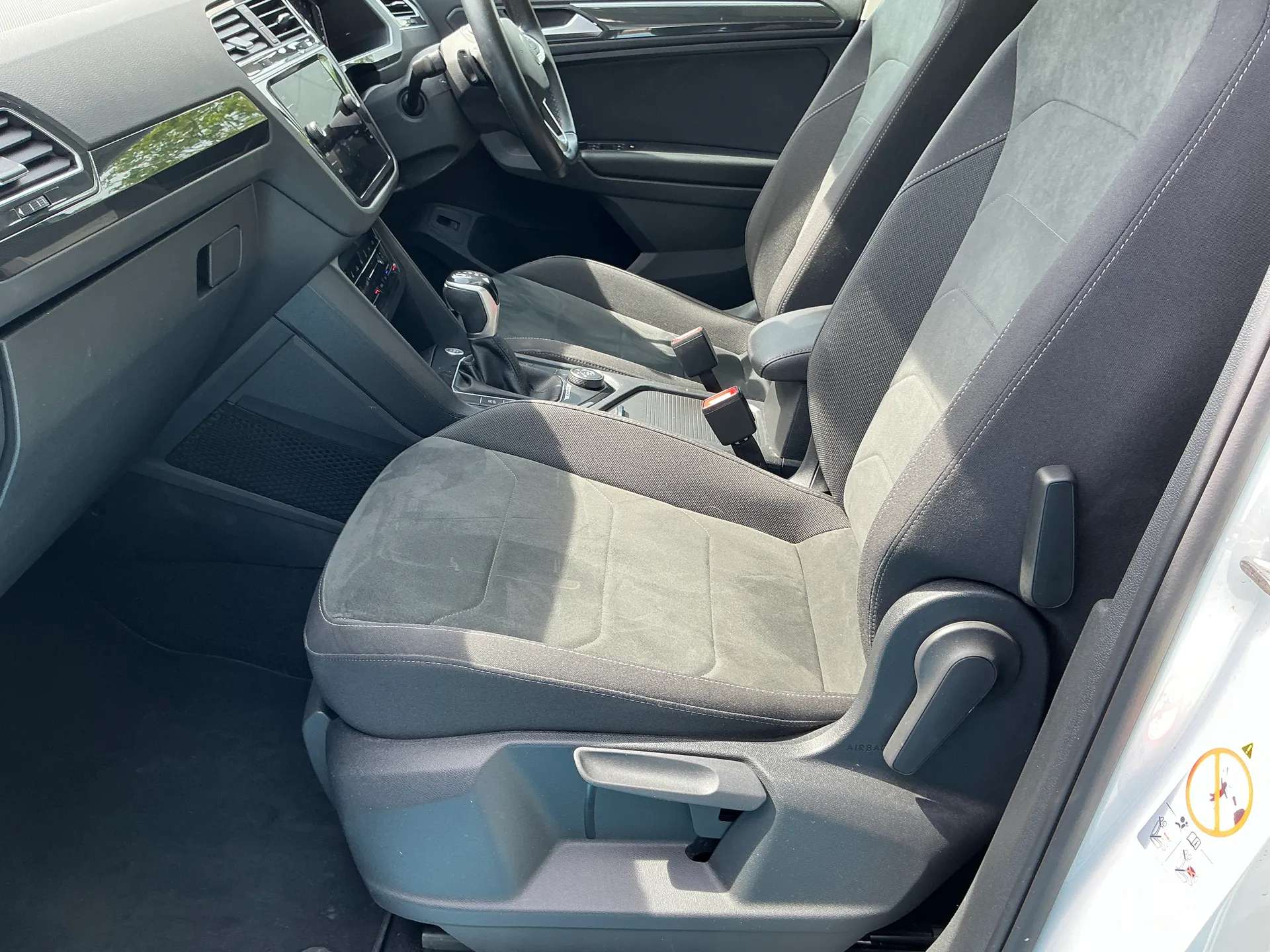 2021 VOLKSWAGEN TIGUAN 2021 VOLKSWAGEN TIGUAN