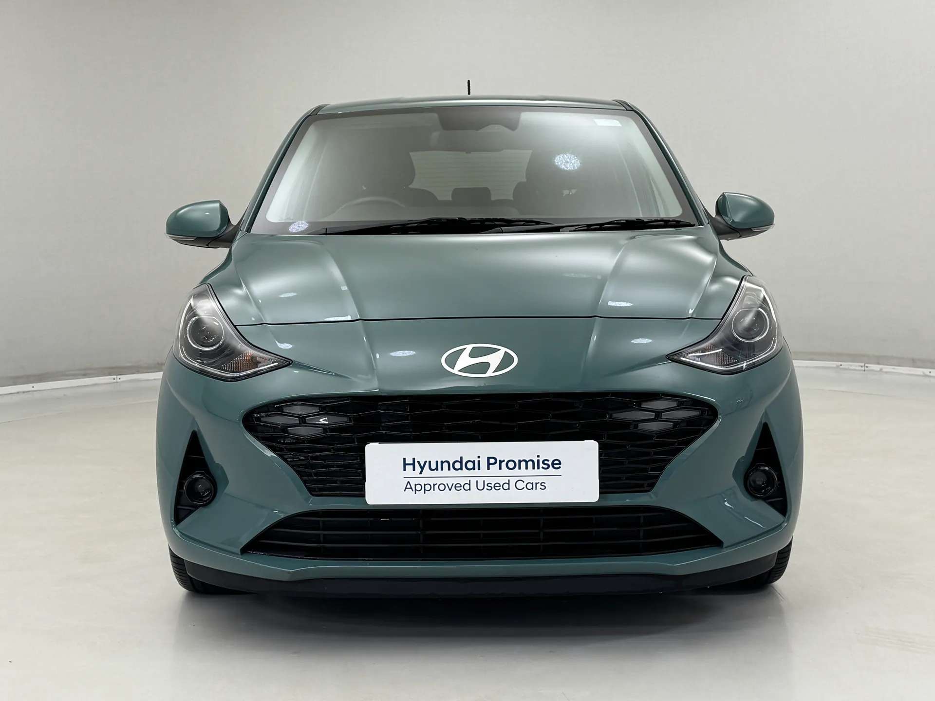 A 2024 HYUNDAI I10 1.2 Premium 5dr Auto A 2024 HYUNDAI I10 1.2 Premium 5dr Auto