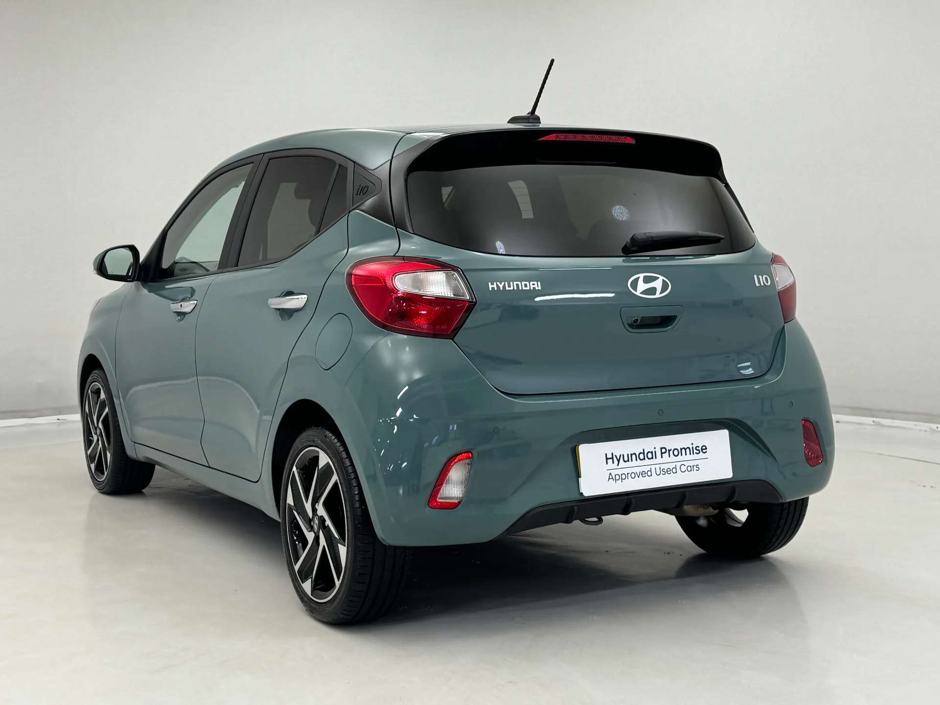 2024 HYUNDAI I10 2024 HYUNDAI I10
