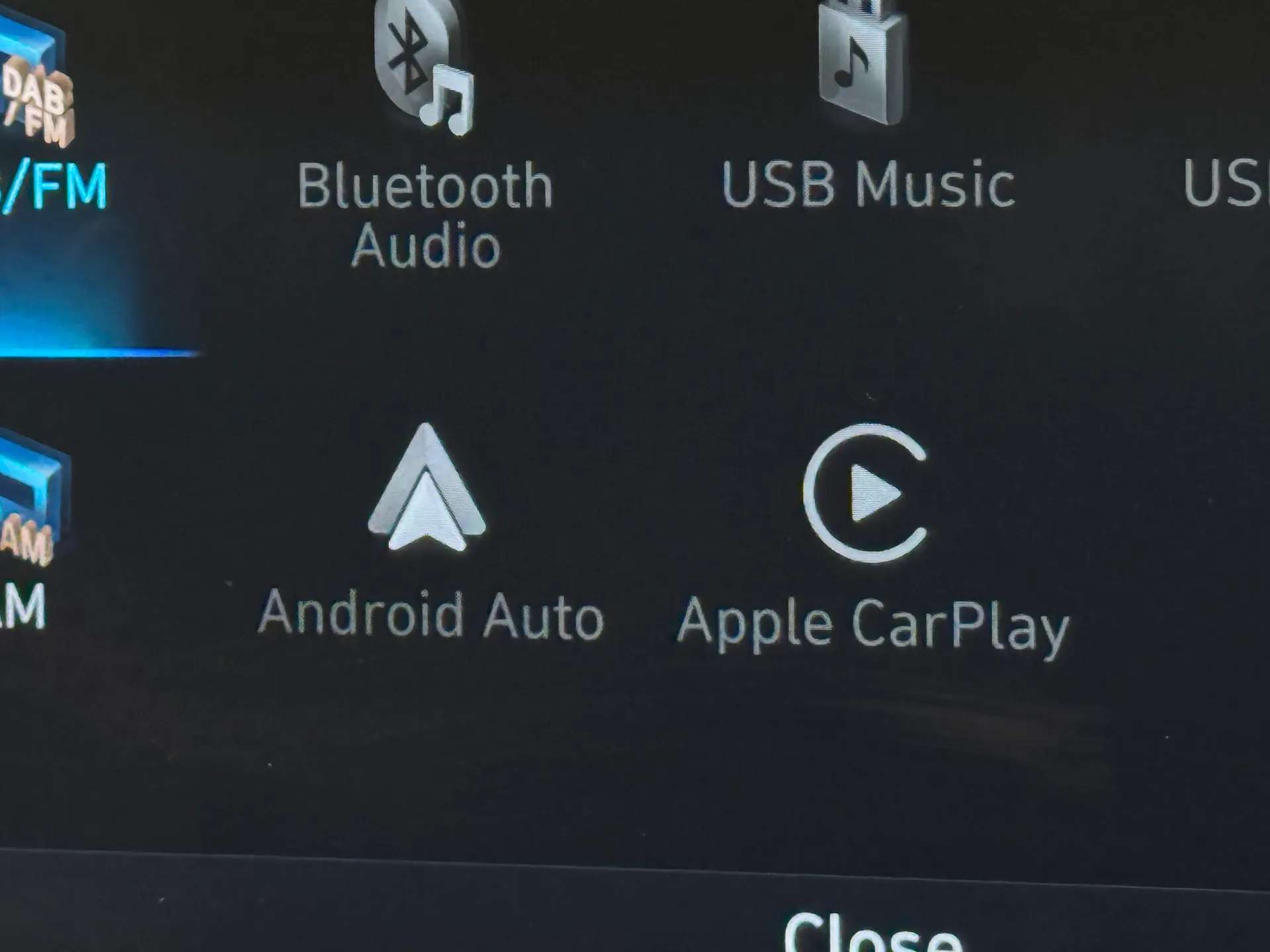 2024 HYUNDAI I10 2024 HYUNDAI I10