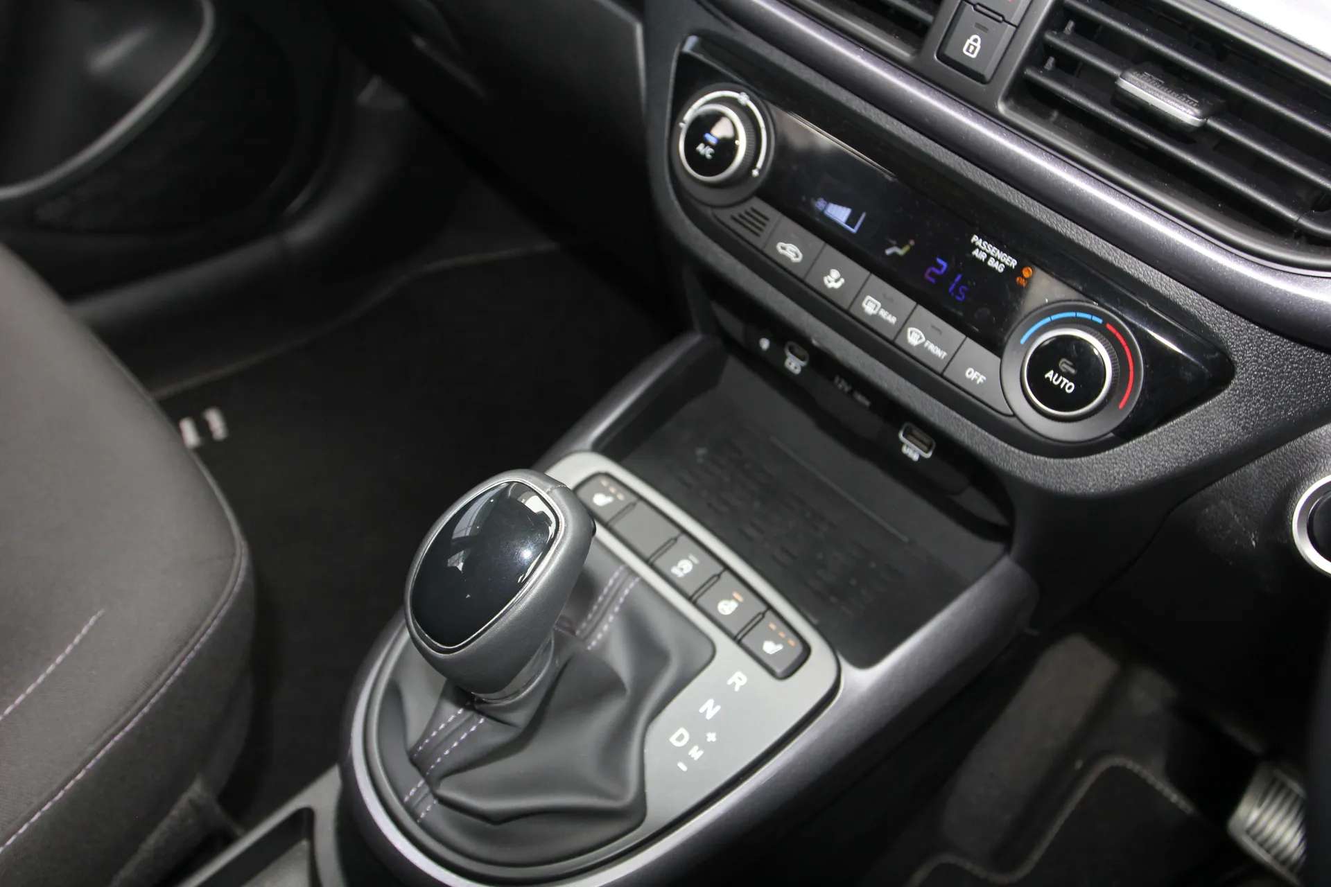 2025 HYUNDAI I10 2025 HYUNDAI I10