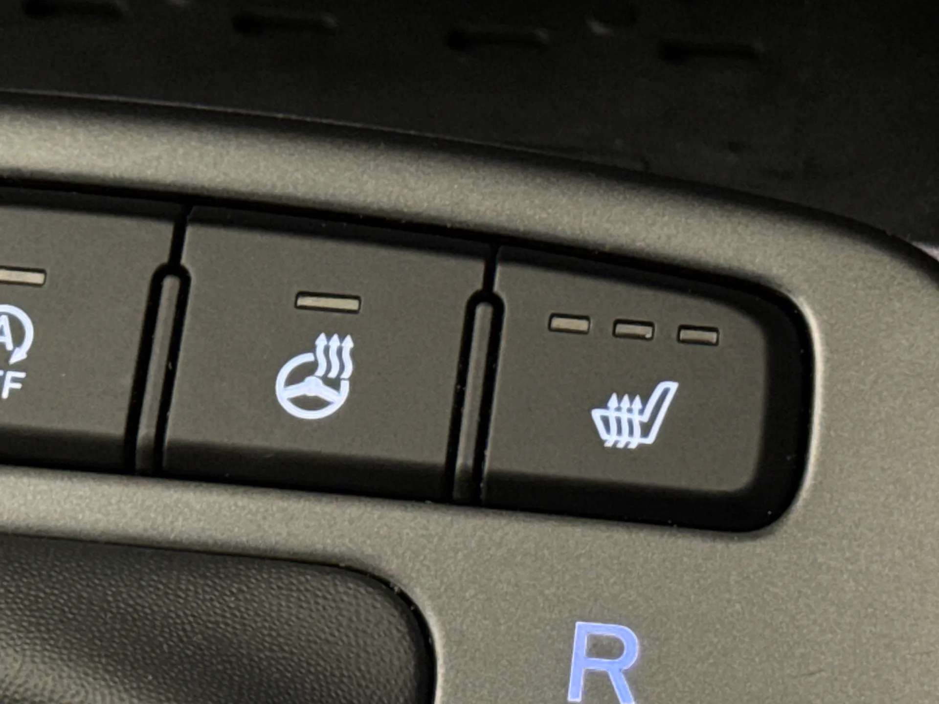 2024 HYUNDAI I10 2024 HYUNDAI I10