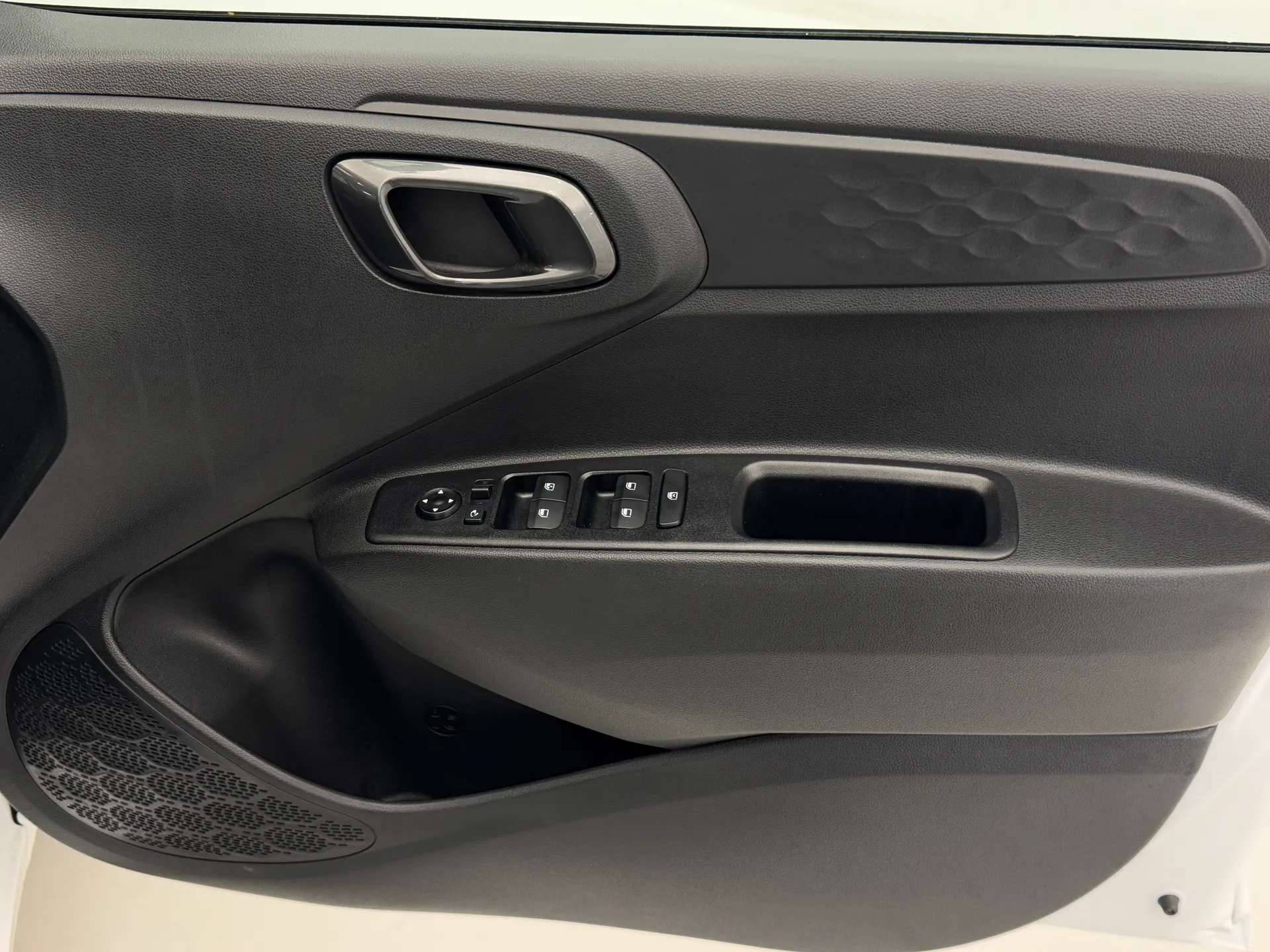 2024 HYUNDAI I10 2024 HYUNDAI I10