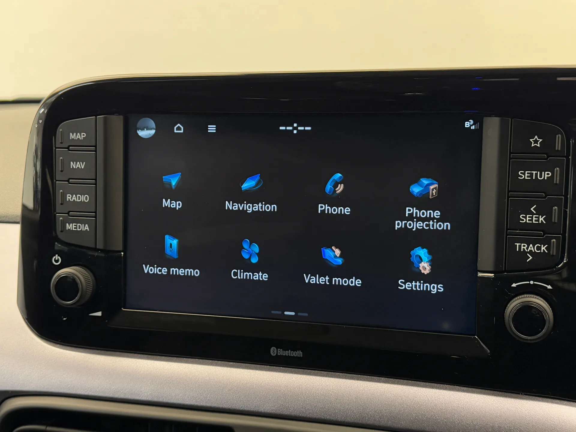 2024 HYUNDAI I10 2024 HYUNDAI I10