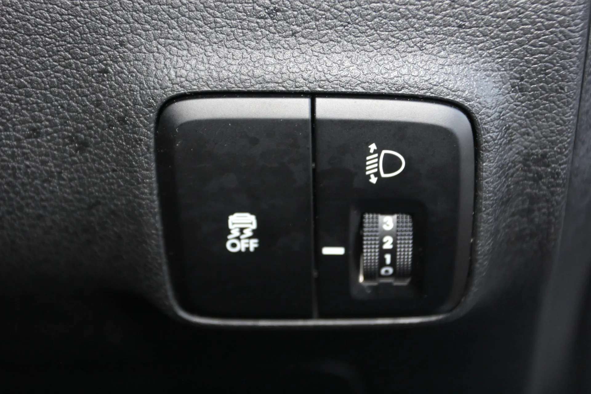 2024 HYUNDAI I10 2024 HYUNDAI I10