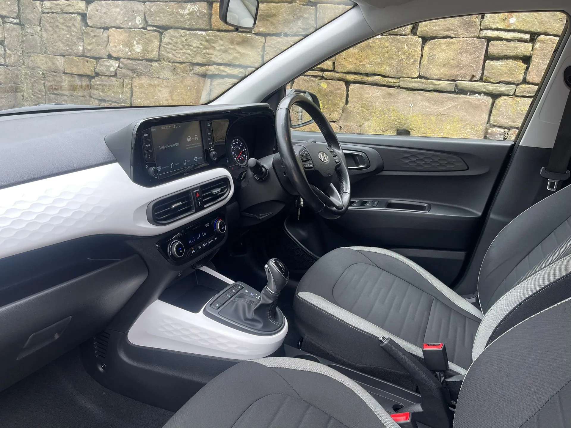 2022 HYUNDAI I10 2022 HYUNDAI I10