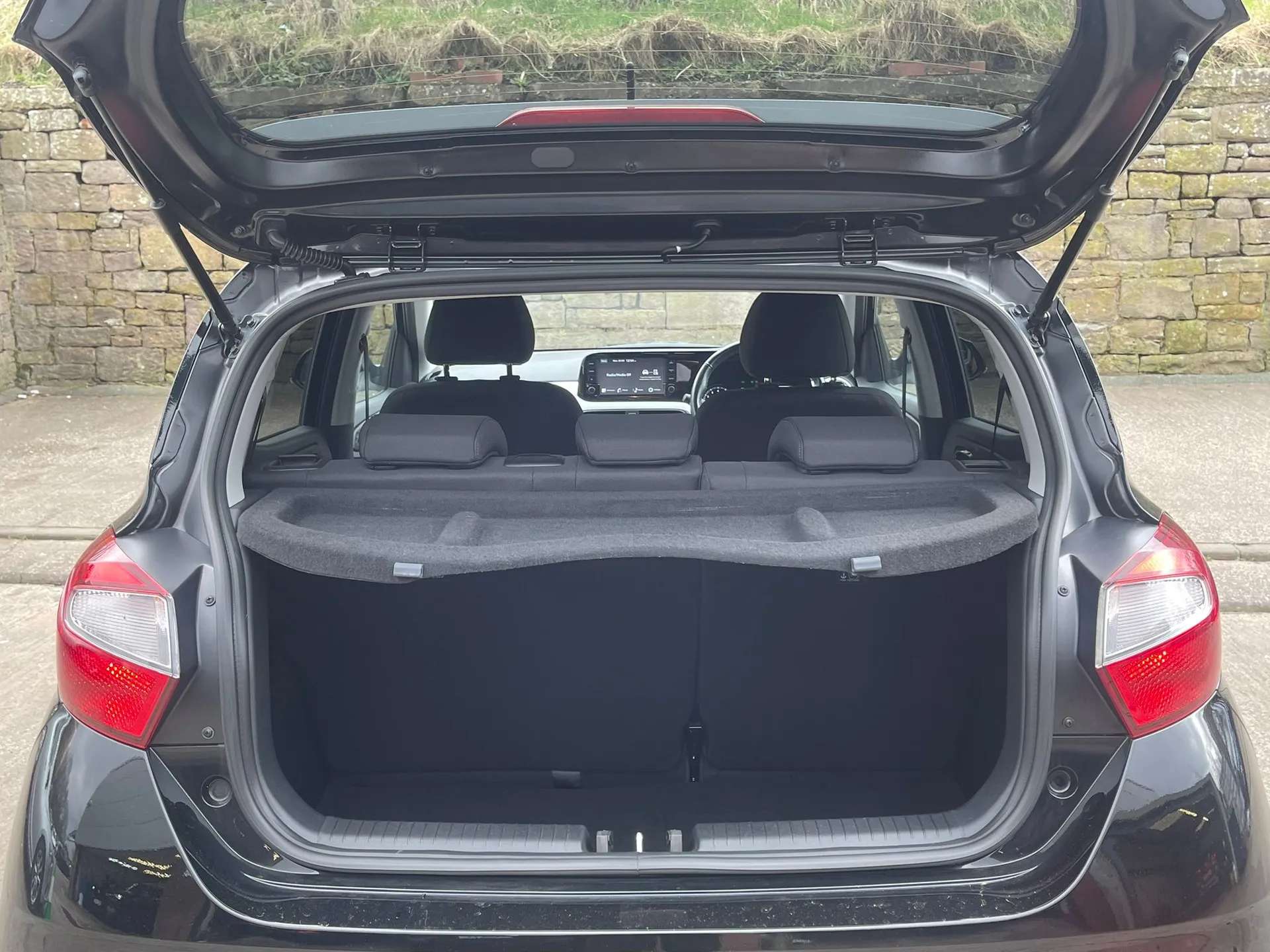 2022 HYUNDAI I10 2022 HYUNDAI I10