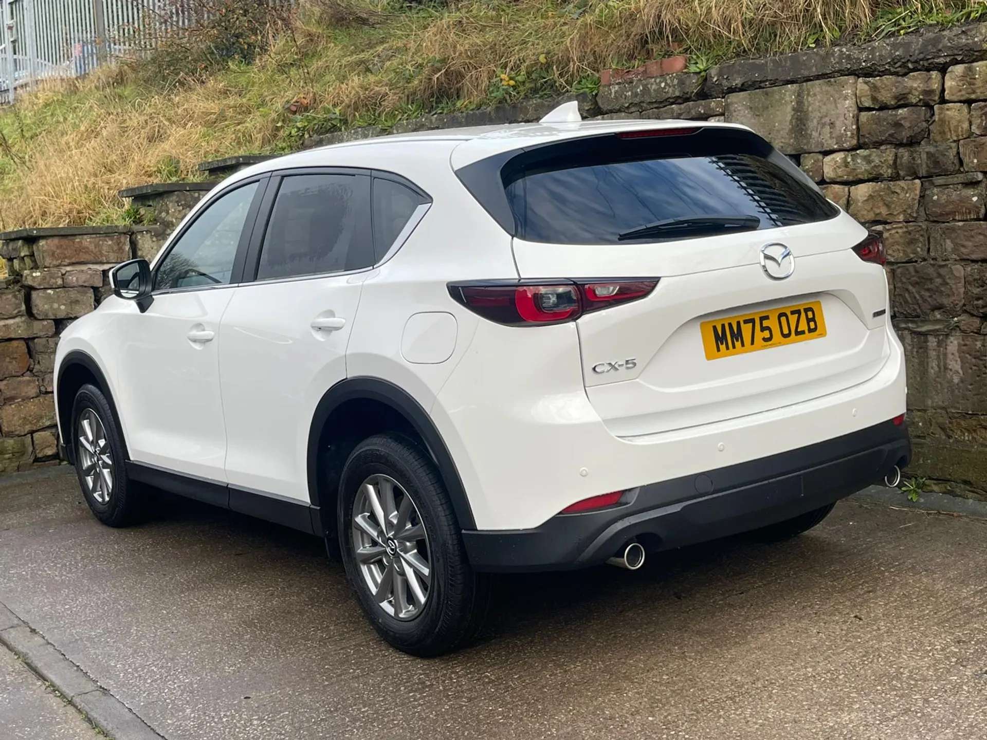 A 2025 MAZDA CX-5 2.0 e-Skyactiv G MHEV Centre-Line 5dr ââ SAVE £7,181 FROM NEW ââ A 2025 MAZDA CX-5 2.0 e-Skyactiv G MHEV Centre-Line 5dr ââ SAVE £7,181 FROM NEW ââ