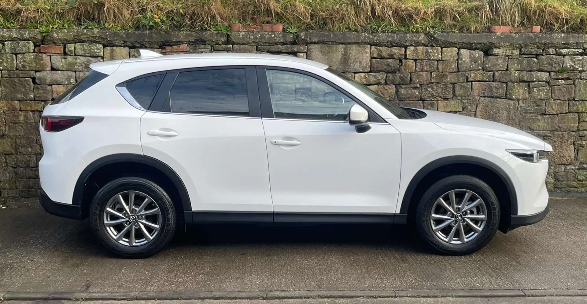 A 2025 MAZDA CX-5 2.0 e-Skyactiv G MHEV Centre-Line 5dr ââSAVE £7,181 FROM NEWââ A 2025 MAZDA CX-5 2.0 e-Skyactiv G MHEV Centre-Line 5dr ââSAVE £7,181 FROM NEWââ