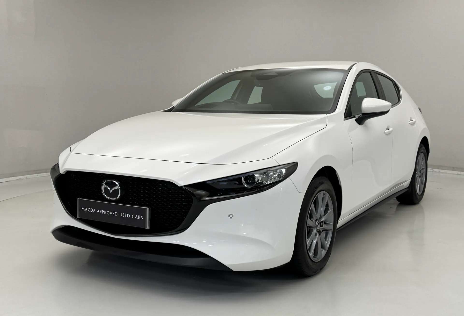 A 2023 MAZDA MAZDA3 2.0 e-Skyactiv G MHEV Centre-Line 5dr A 2023 MAZDA MAZDA3 2.0 e-Skyactiv G MHEV Centre-Line 5dr