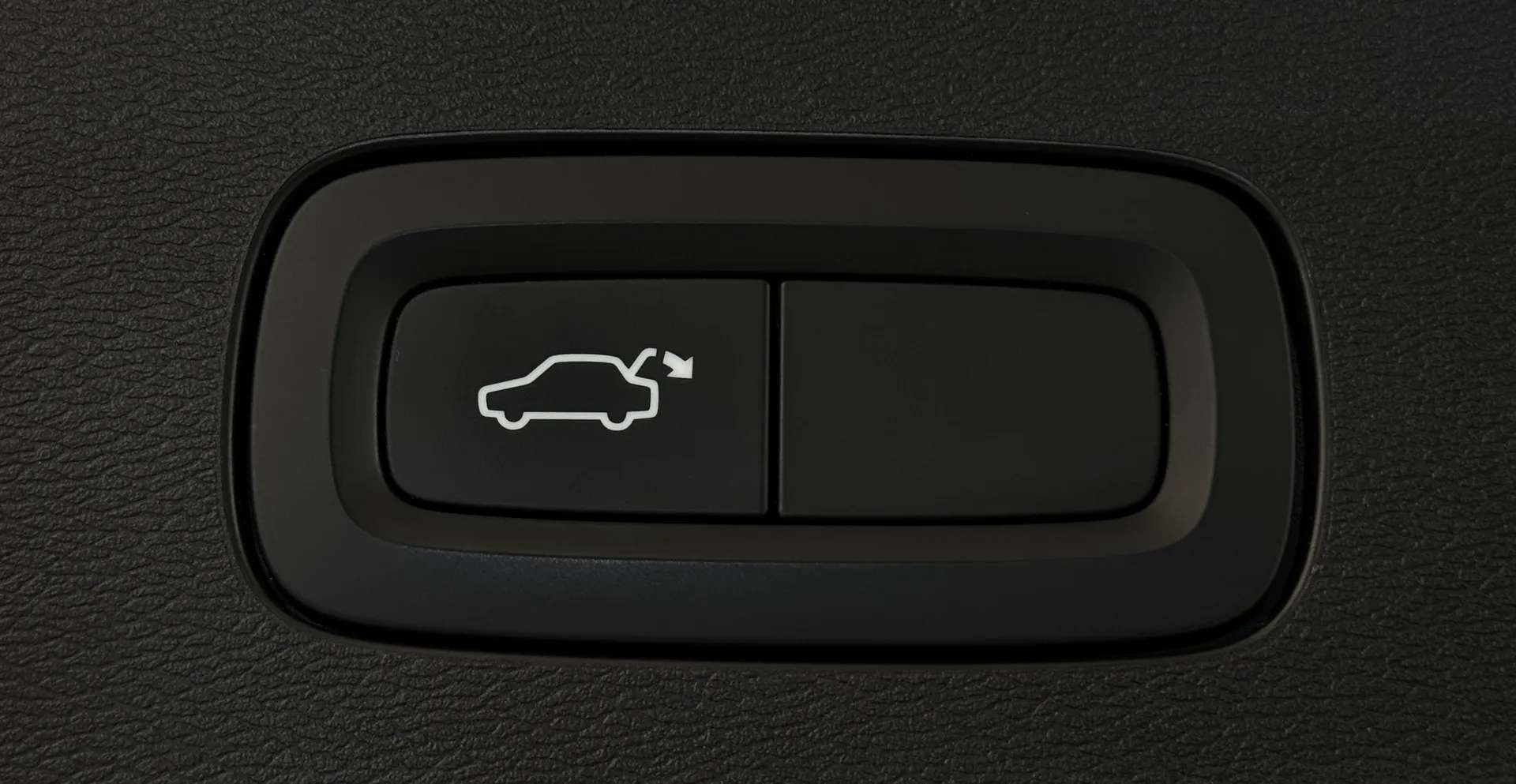2022 VOLVO V60 2022 VOLVO V60