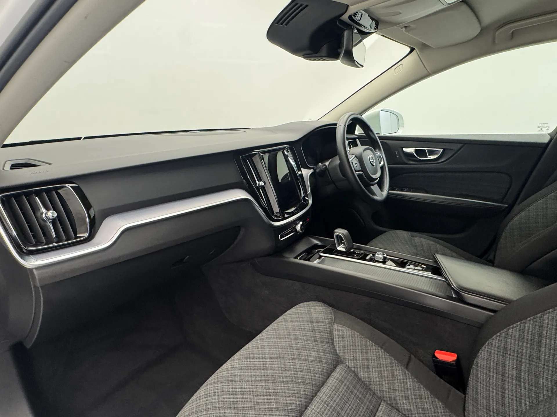 2022 VOLVO V60 2022 VOLVO V60
