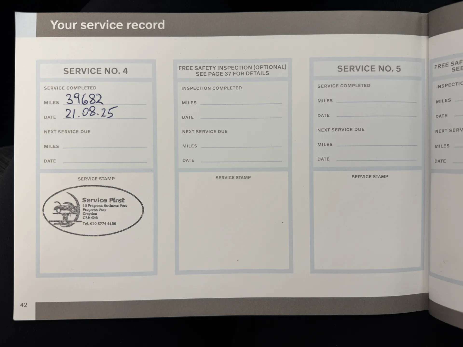 2022 VOLVO V60 2022 VOLVO V60