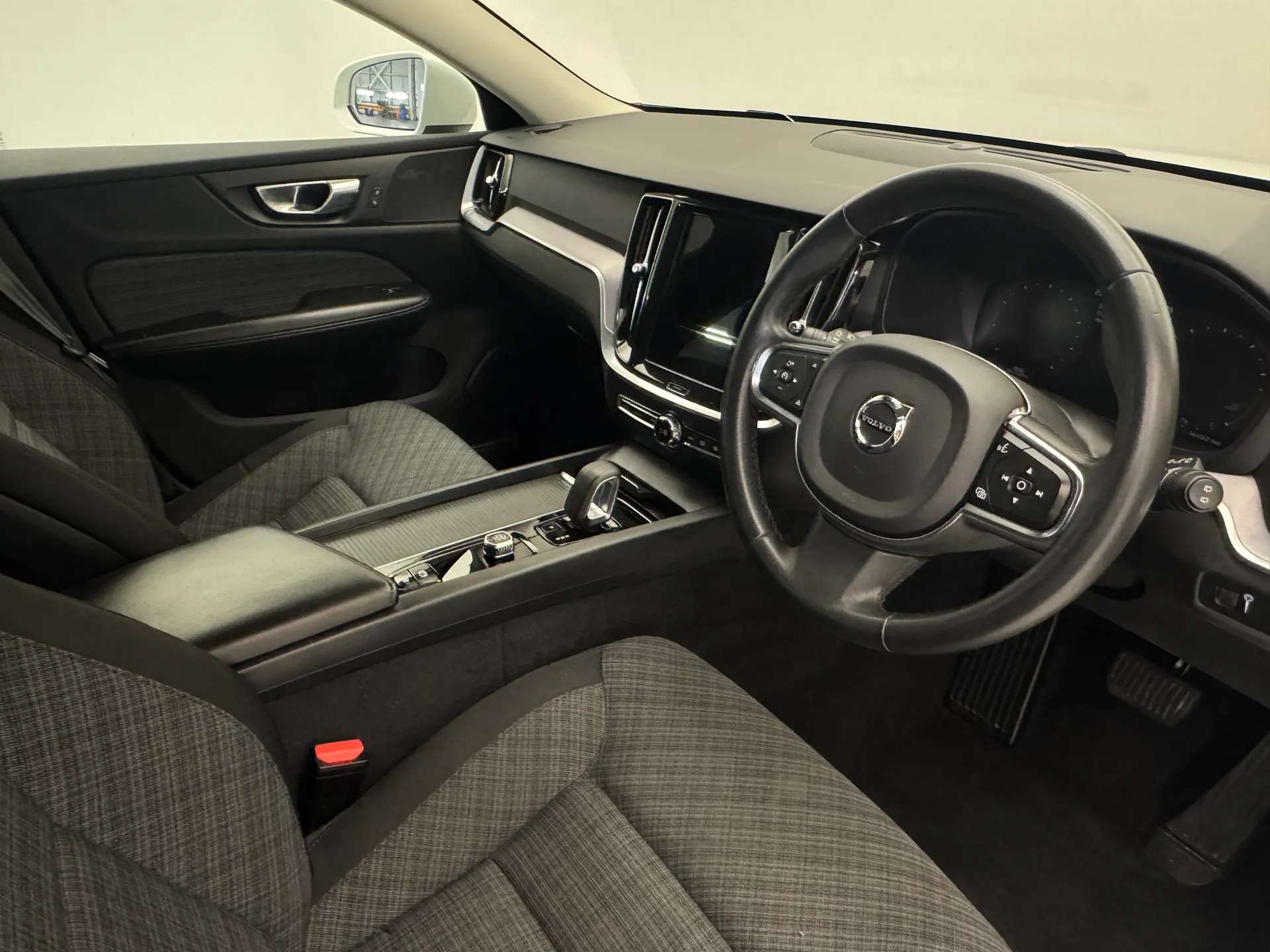 2022 VOLVO V60 2022 VOLVO V60