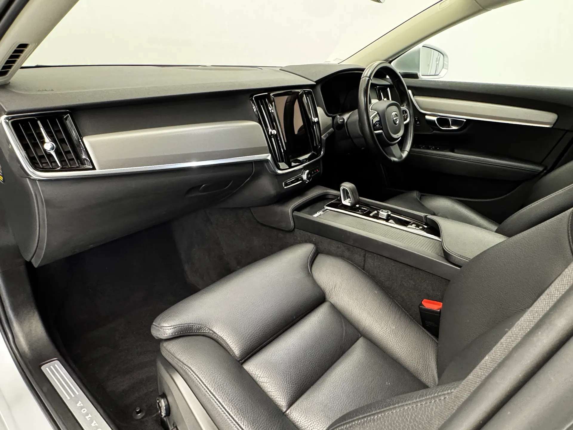 2022 VOLVO V90 2022 VOLVO V90