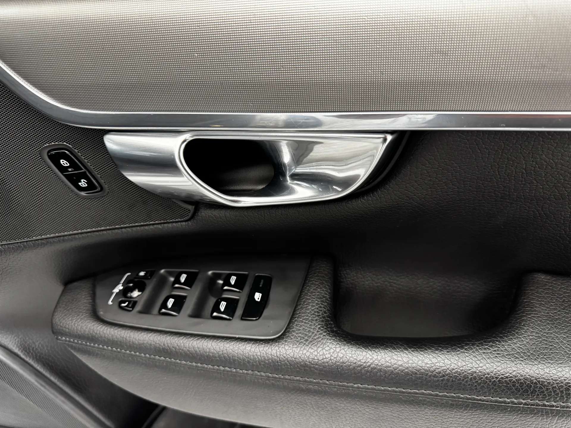2022 VOLVO V90 2022 VOLVO V90