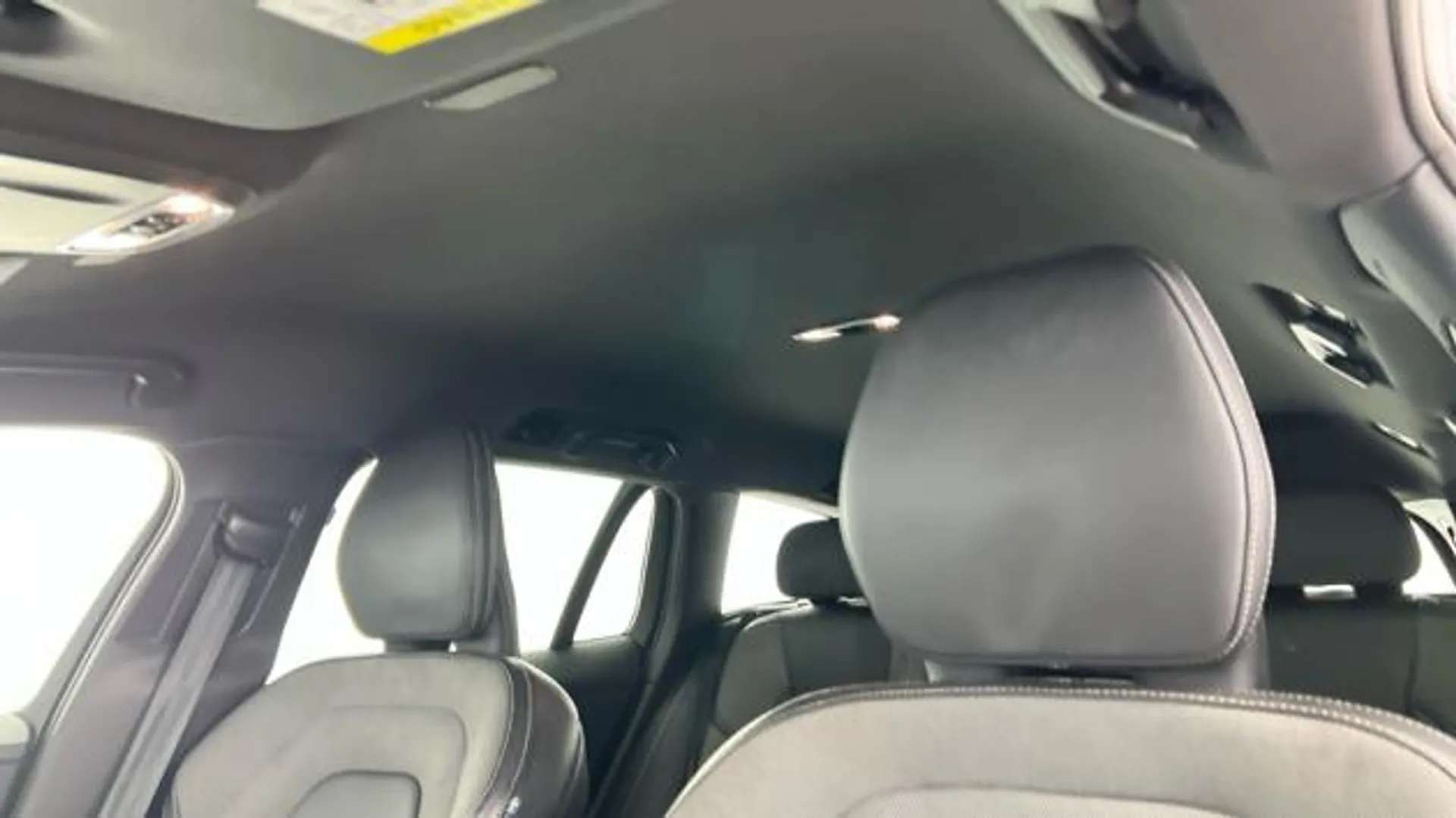 2021 VOLVO V60 2021 VOLVO V60