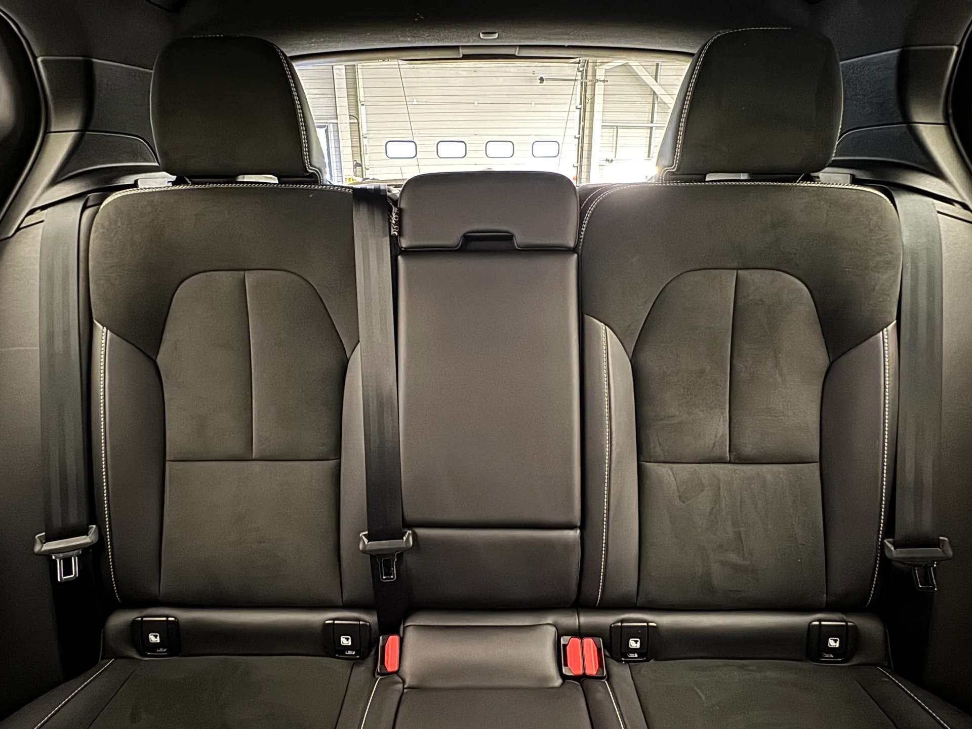 2021 VOLVO XC40 2021 VOLVO XC40