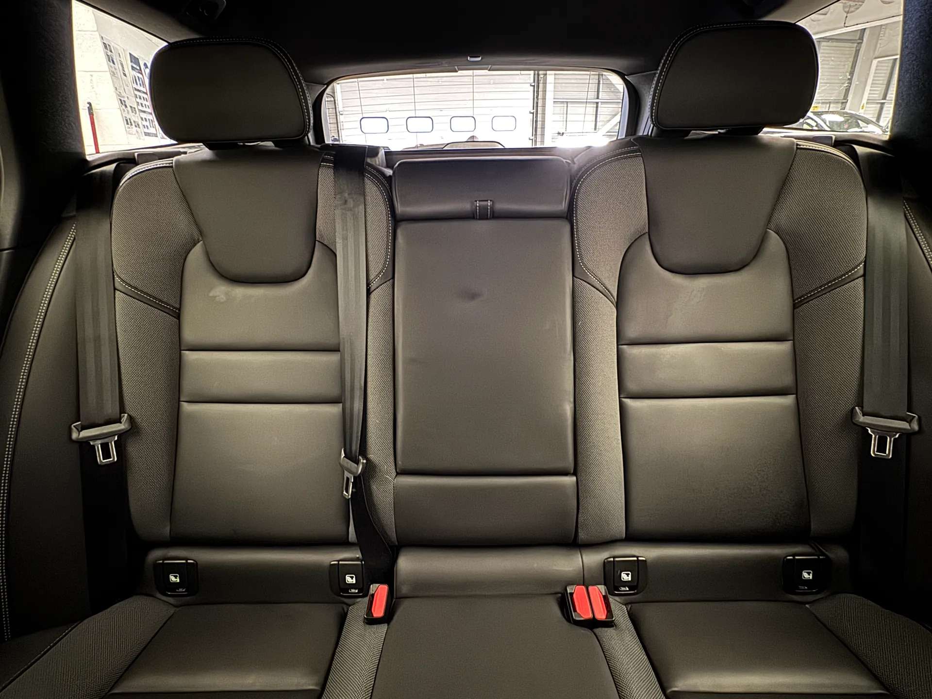 2022 VOLVO V60 2022 VOLVO V60