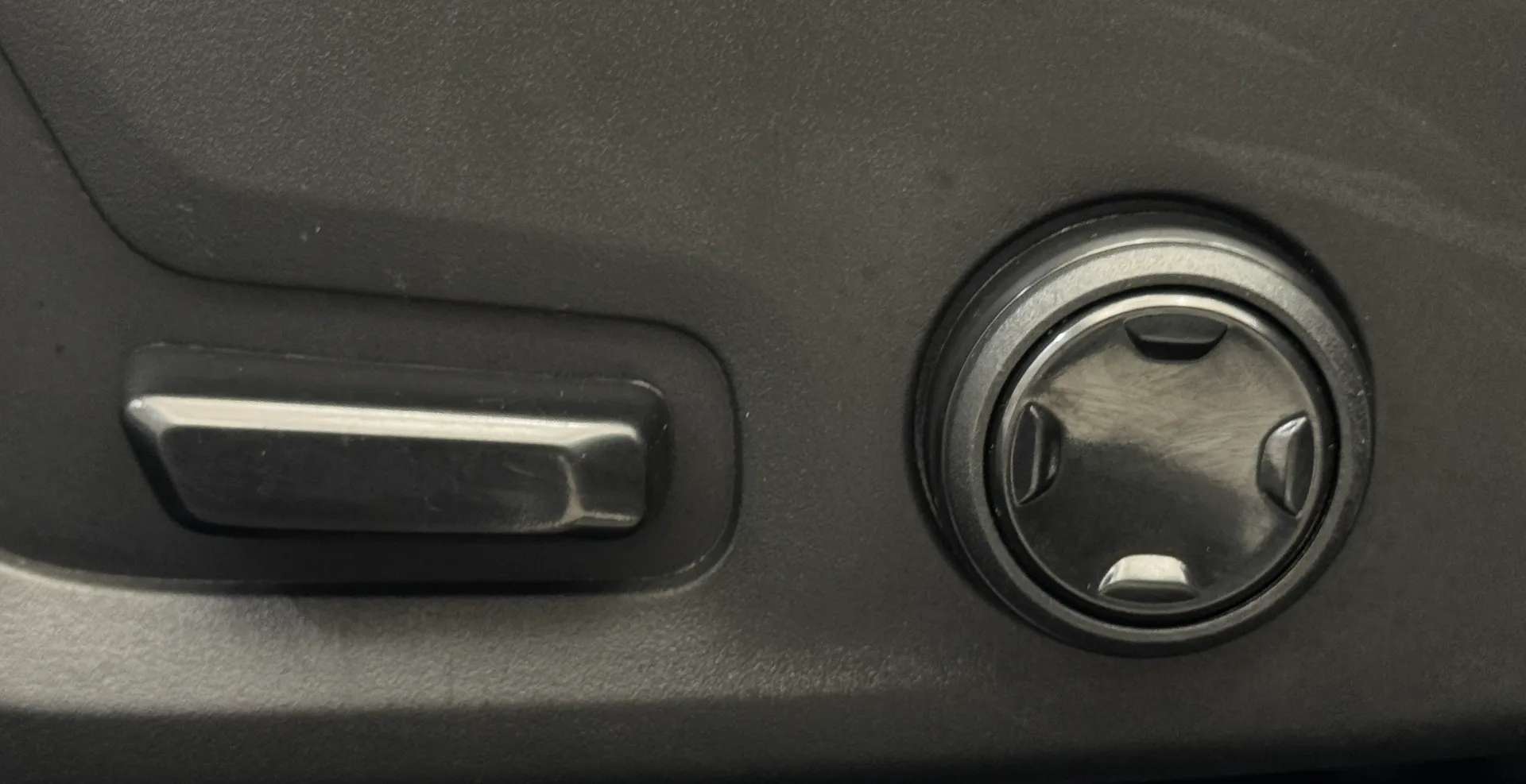 2022 VOLVO V60 2022 VOLVO V60