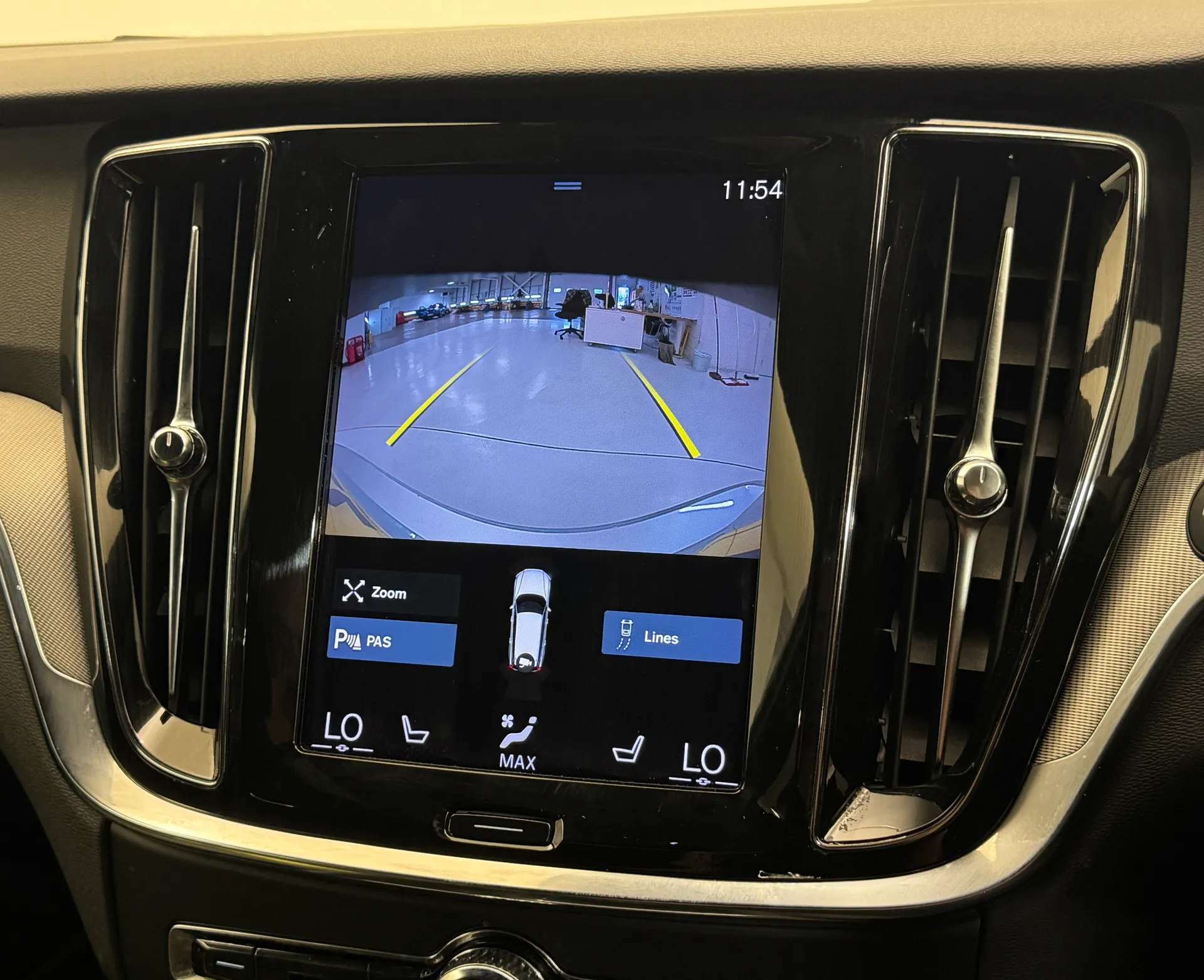 2022 VOLVO V60 2022 VOLVO V60