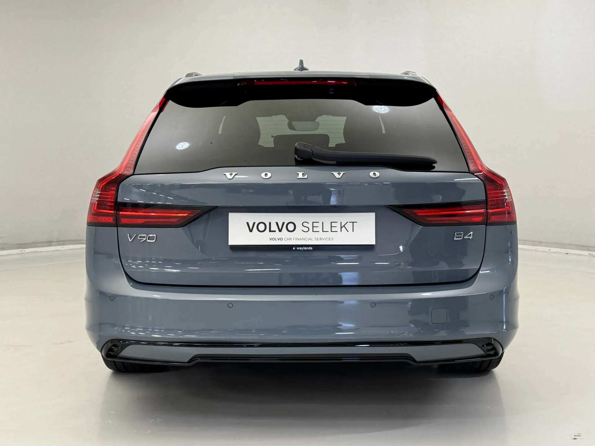 2021 VOLVO V90 2021 VOLVO V90
