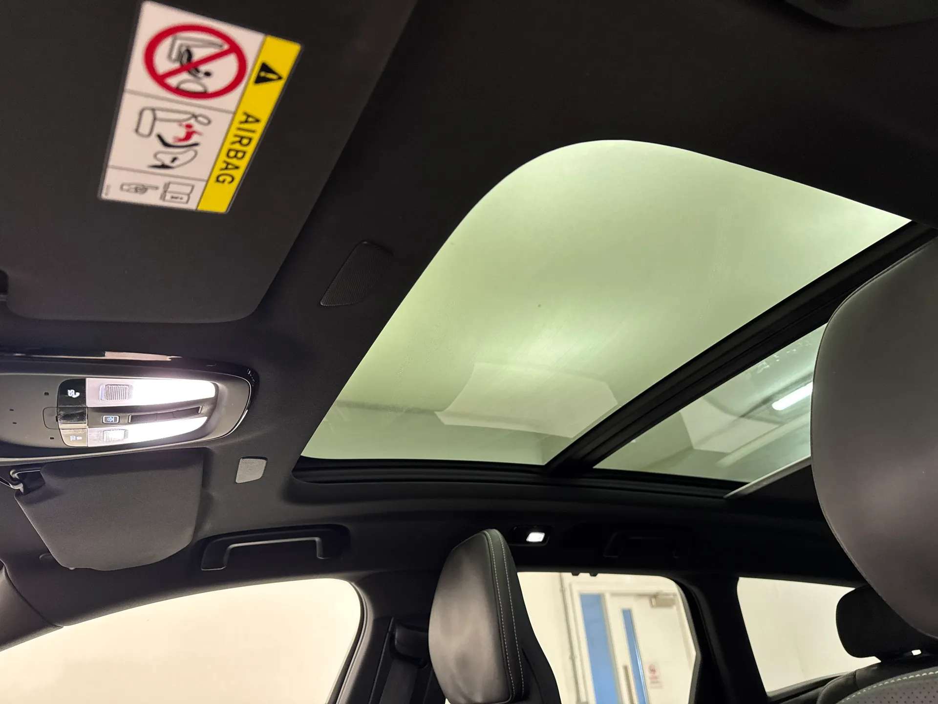 2021 VOLVO V90 2021 VOLVO V90