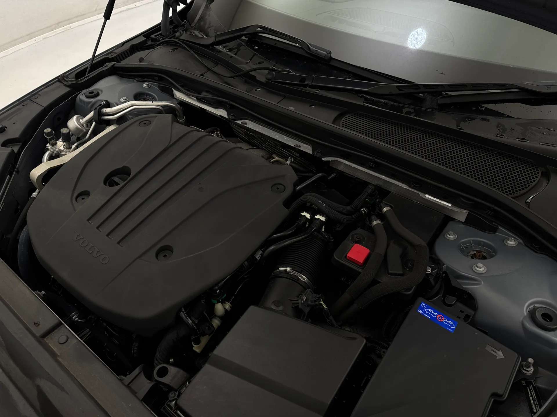 2021 VOLVO V90 2021 VOLVO V90