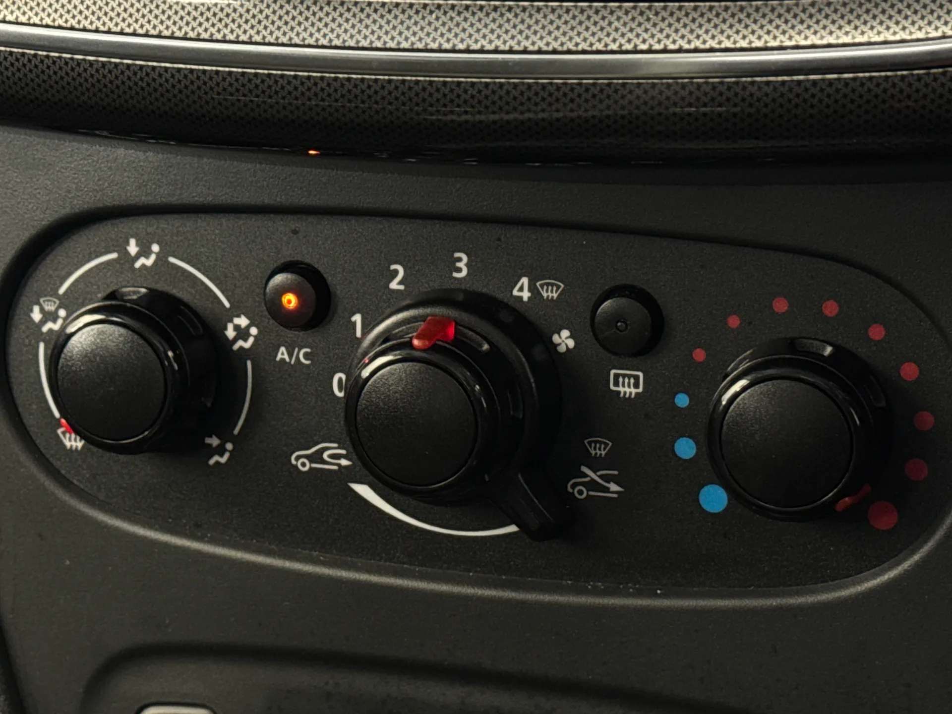 2019 DACIA SANDERO STEPWAY 2019 DACIA SANDERO STEPWAY