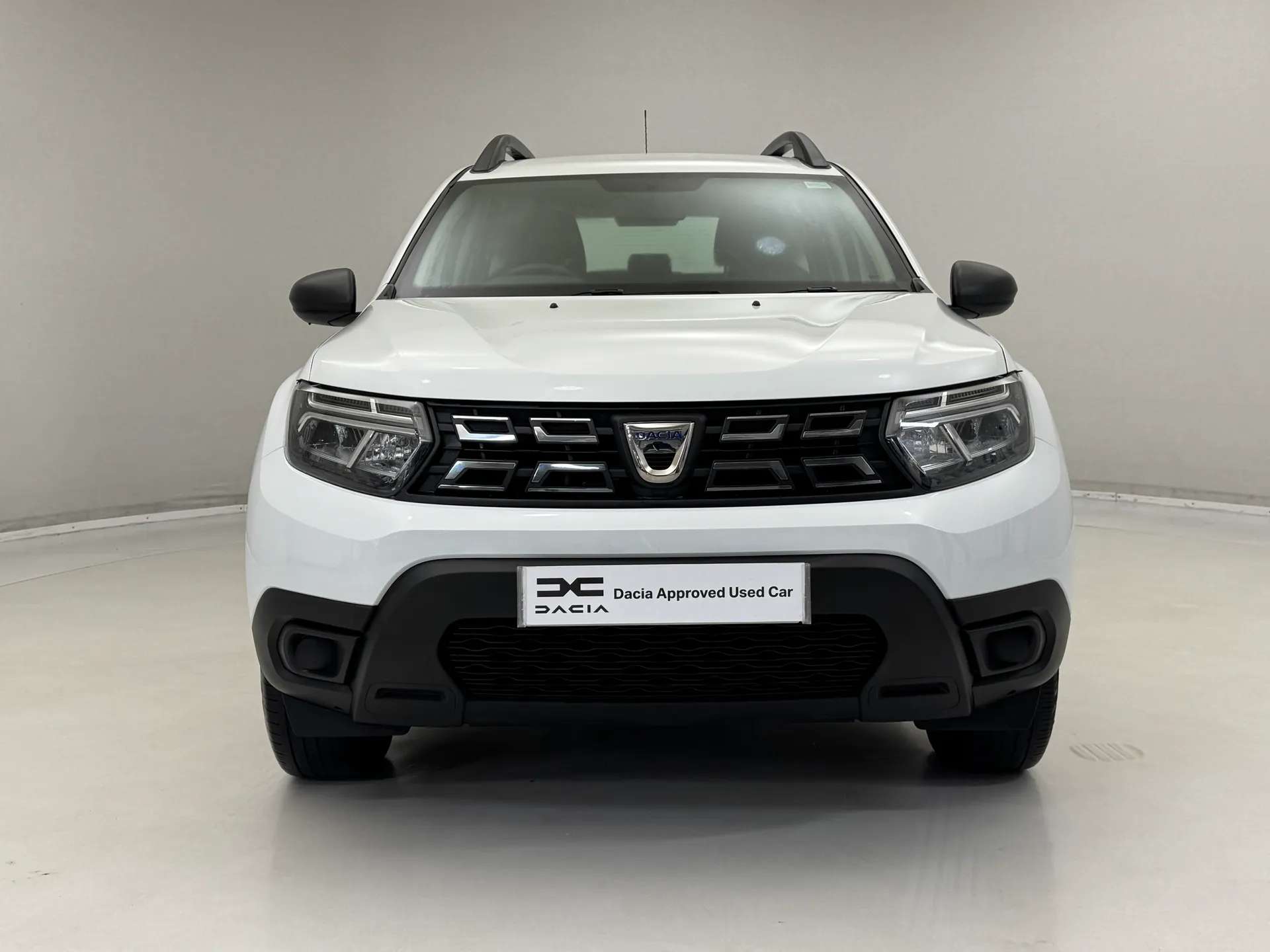A 2022 DACIA DUSTER 1.0 TCe 90 Essential 5dr A 2022 DACIA DUSTER 1.0 TCe 90 Essential 5dr