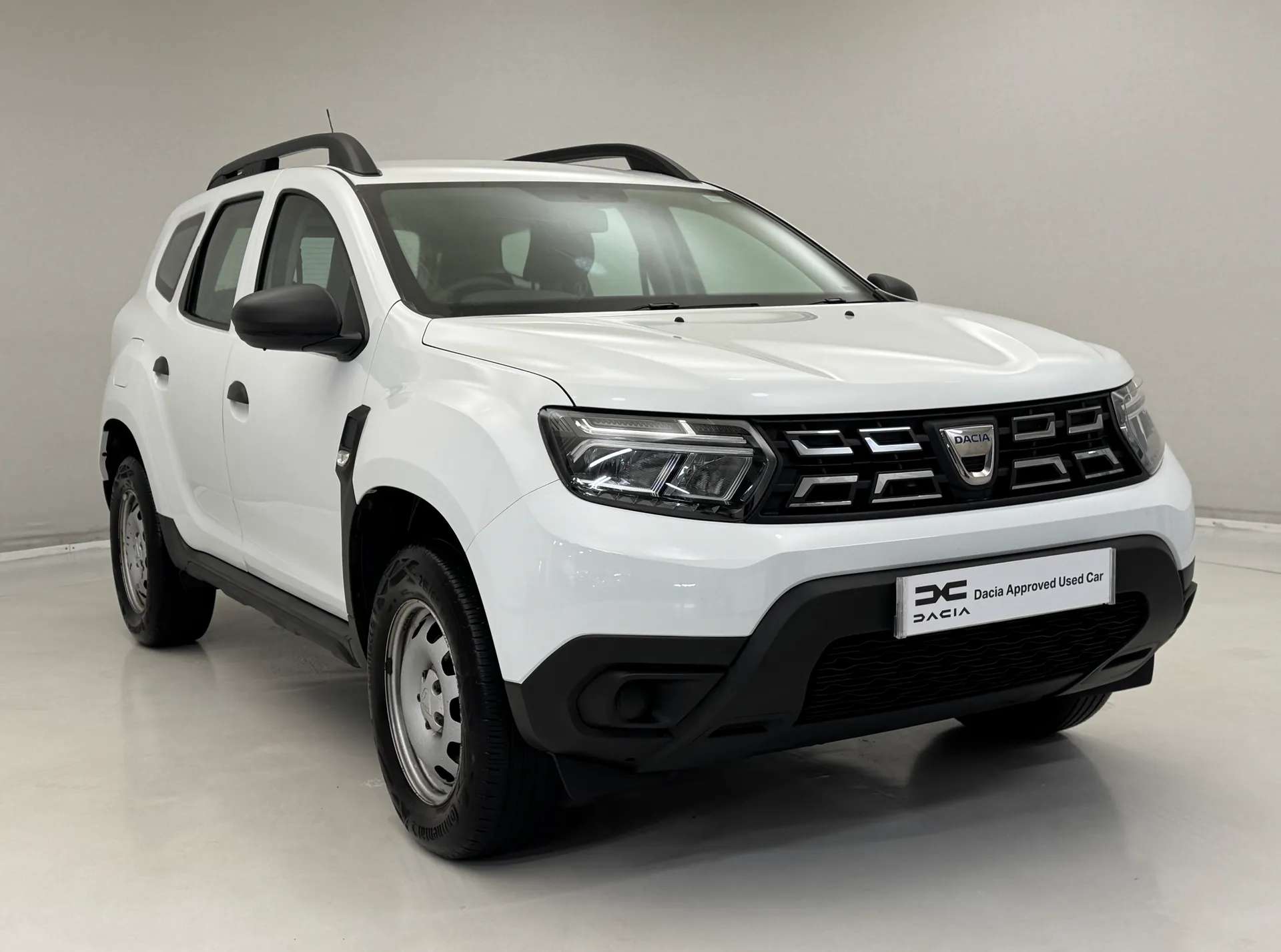 A 2022 DACIA DUSTER 1.0 TCe 90 Essential 5dr A 2022 DACIA DUSTER 1.0 TCe 90 Essential 5dr