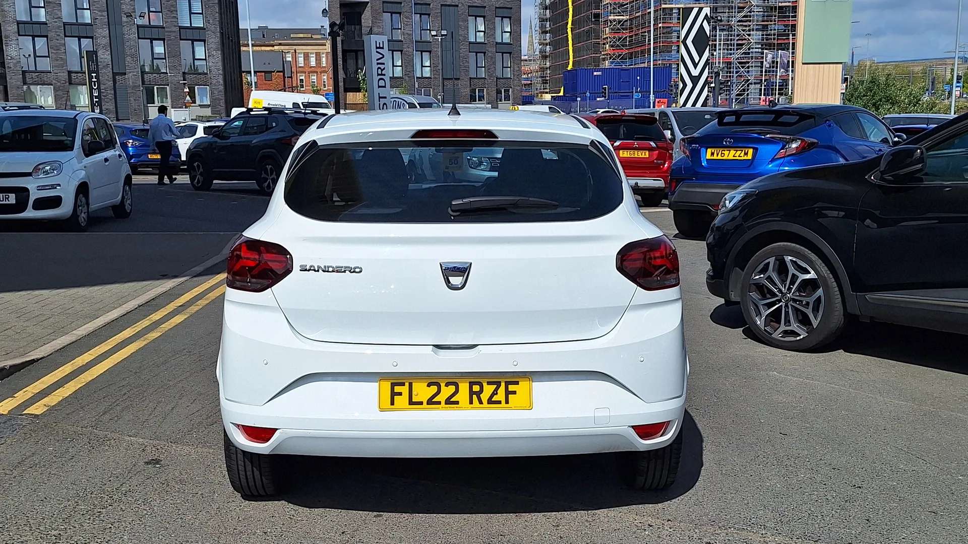 A 2022 DACIA SANDERO 1.0 SCe Essential 5dr A 2022 DACIA SANDERO 1.0 SCe Essential 5dr